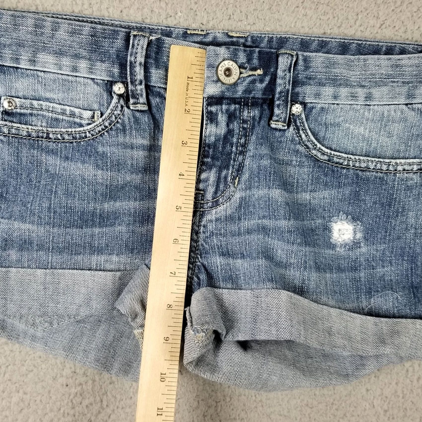 Calvin Klein Calvin Klein Shorts Women 2 Distressed Cuffed Casual Blue 100% Cotton Whiskers Size 26" / US 2 / IT 38 - 4 Thumbnail