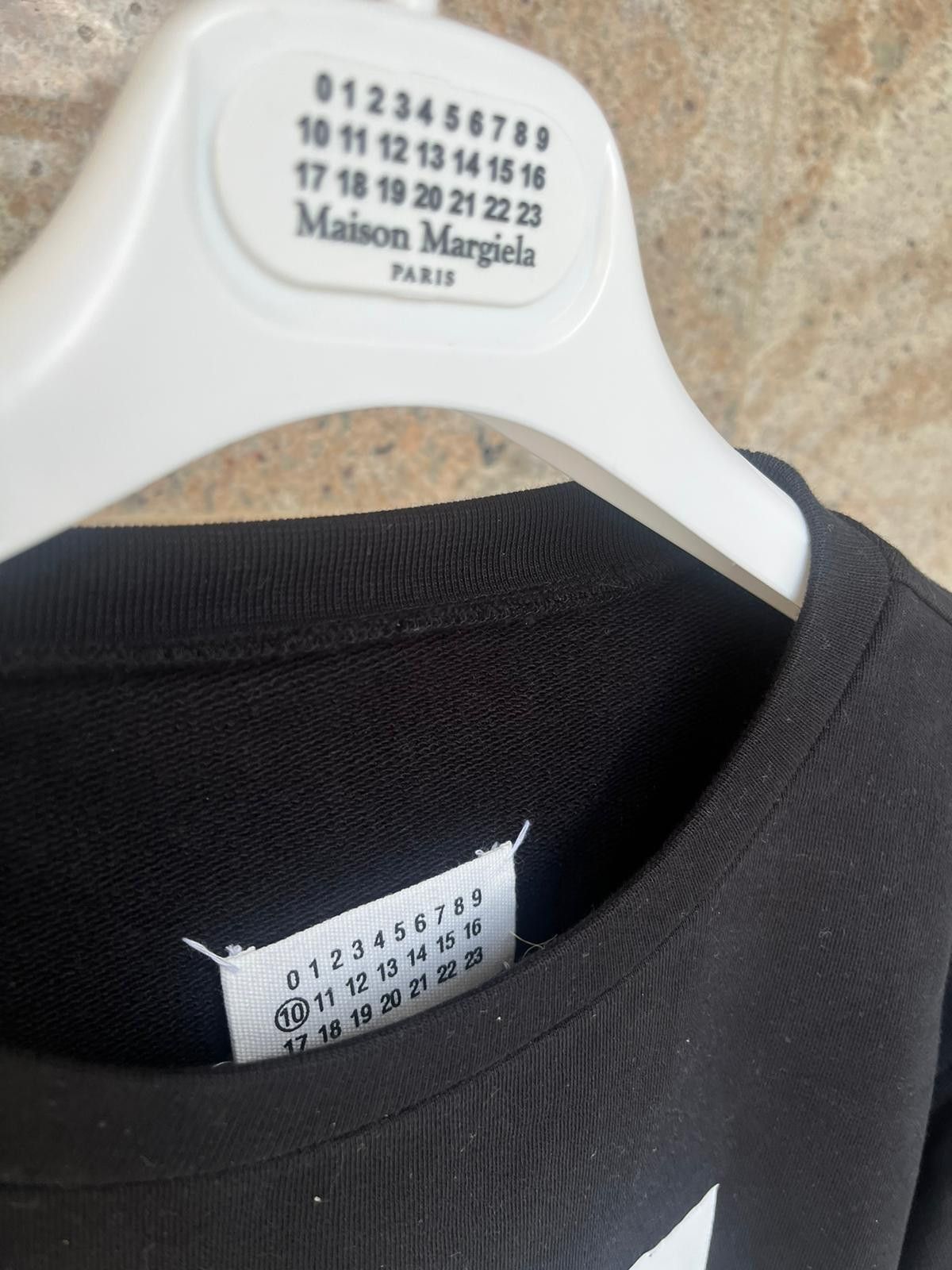Maison Margiela Box Logo Crewneck Sweater in Black Size US L / EU 52-54 / 3 - 14 Thumbnail