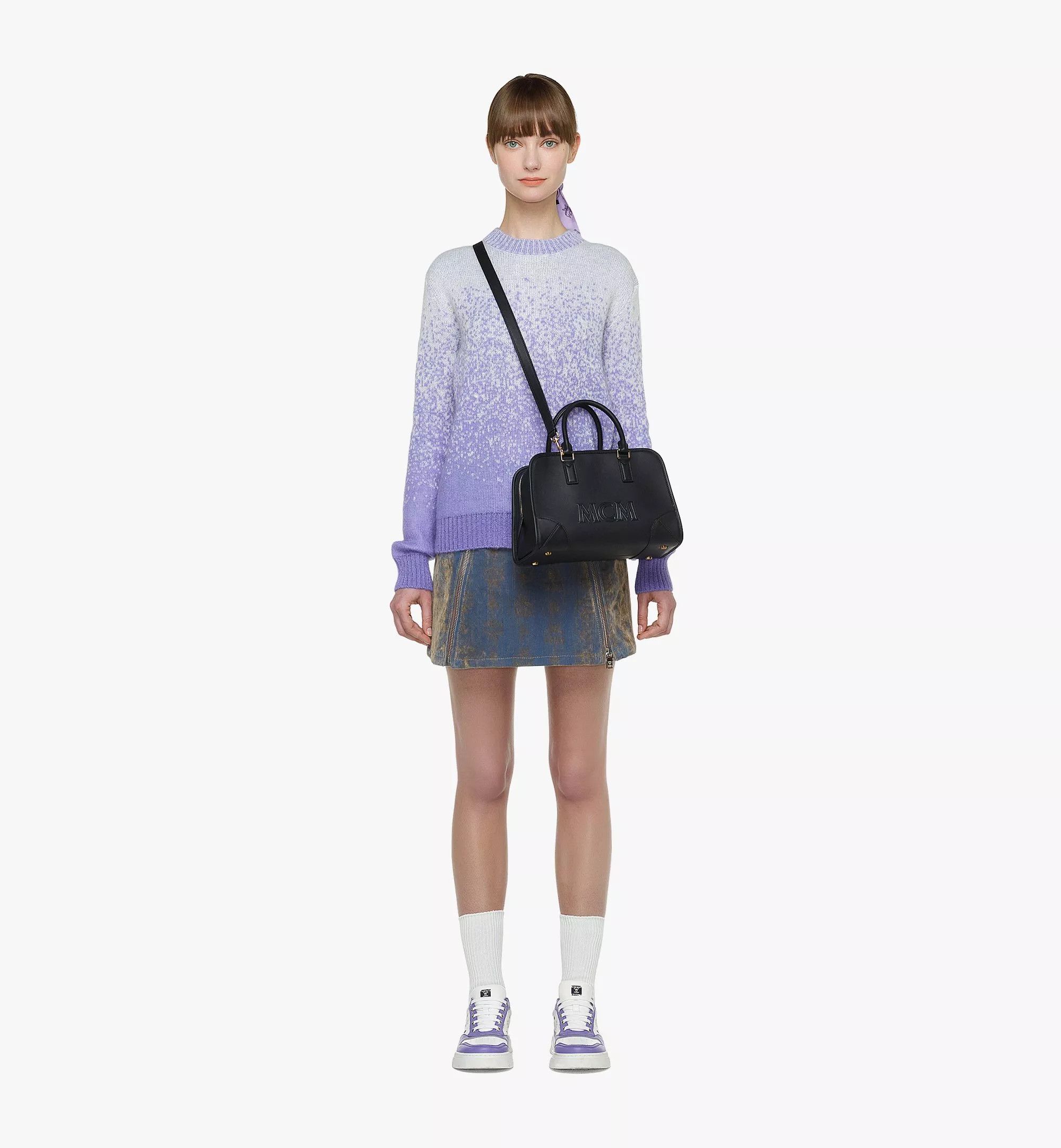 MCM o1mt1gz0125 Size: OS / Boston Medium Bag in Black Size ONE SIZE - 2 Thumbnail