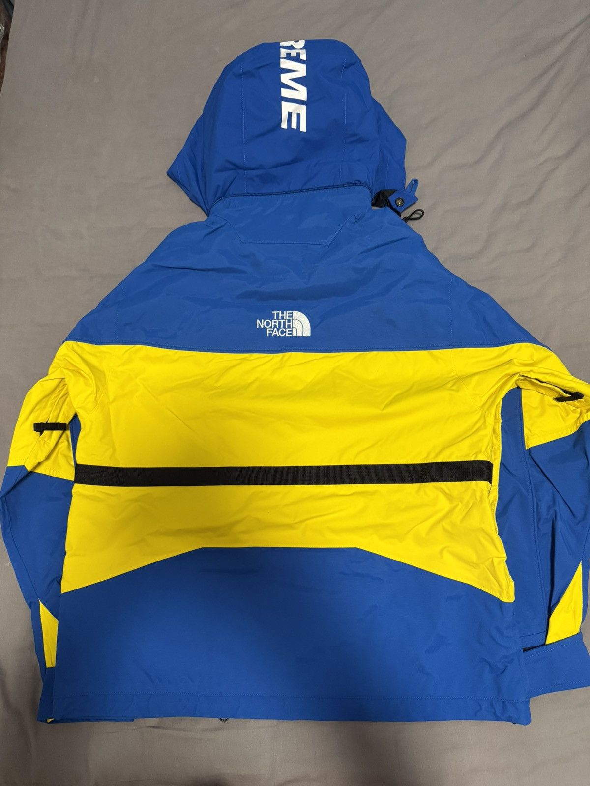 Supreme × The North Face Supreme tnf steep tech north face hooded jacket royal Size US S / EU 44-46 / 1 - 8 Thumbnail