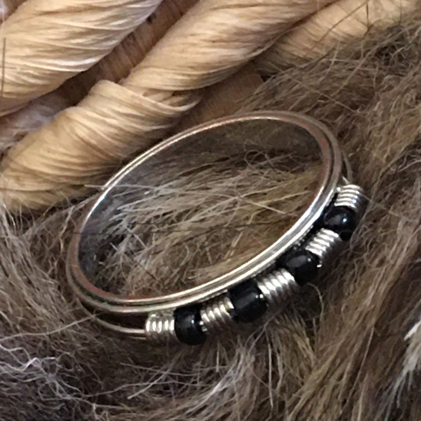 Jewelry Wired glass seed bead silver tone ring 7 Size ONE SIZE - 1 Thumbnail