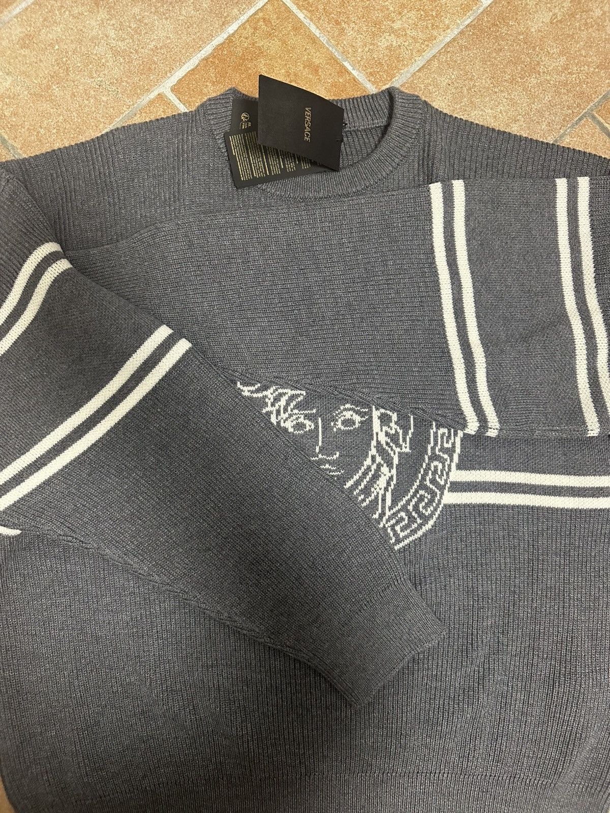 Versace Versace Grey Sweatshirt Size US XL / EU 56 / 4 - 6 Thumbnail