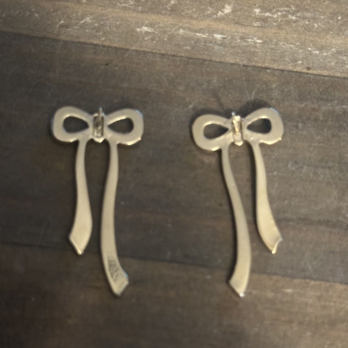 Other Gold tone ribbon bow post earrings Size ONE SIZE - 5 Thumbnail