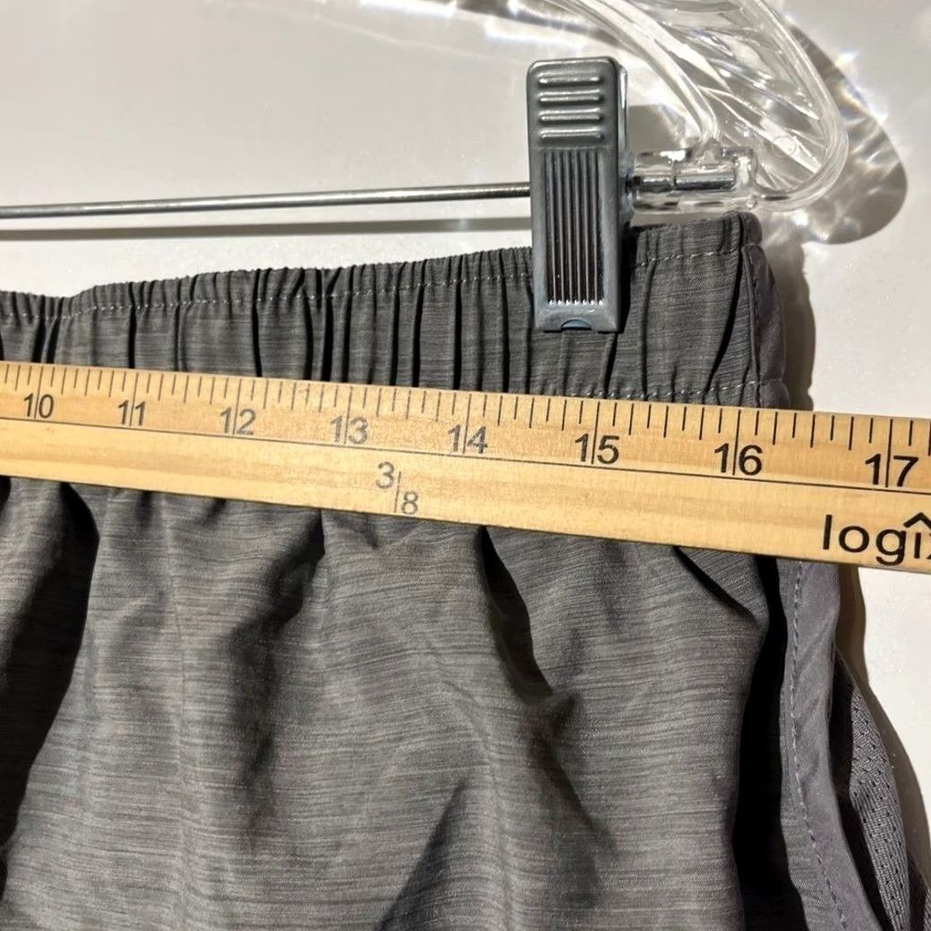 Nike Nike Dri-FIT Womens Running Shorts XL Gray Elastic Waist Drawstring Athletic M65 Size 40" / US 18 - 5 Thumbnail