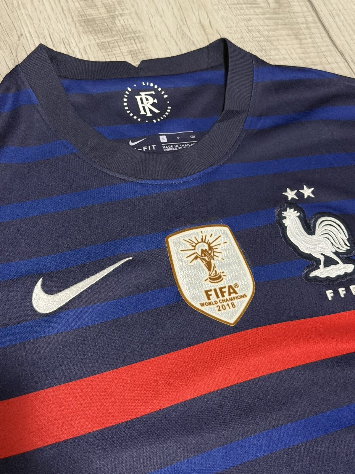 Nike Authentic France Home Jersey Size US S / EU 44-46 / 1 - 3 Thumbnail
