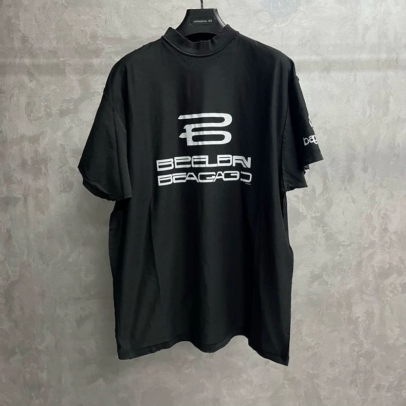 Balenciaga Balenciaga Black logo monogrammed crewneck short sleeve T-s Size US M / EU 48-50 / 2 - 1 Thumbnail