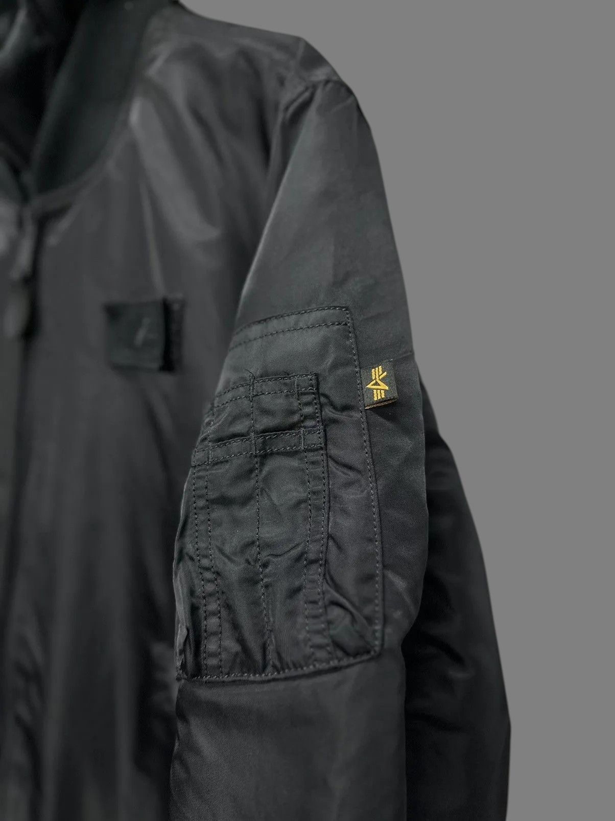 Vintage Alpha Industries Black Bomber Jacket Military Flight Style Size US L / EU 52-54 / 3 - 4 Thumbnail