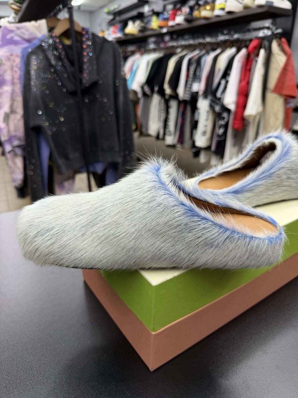 Marni Marni Biue Long Hair Calfskin Fussbett 37.5EU/7.5US Women’s Size US 7.5 / IT 37.5 - 7 Thumbnail