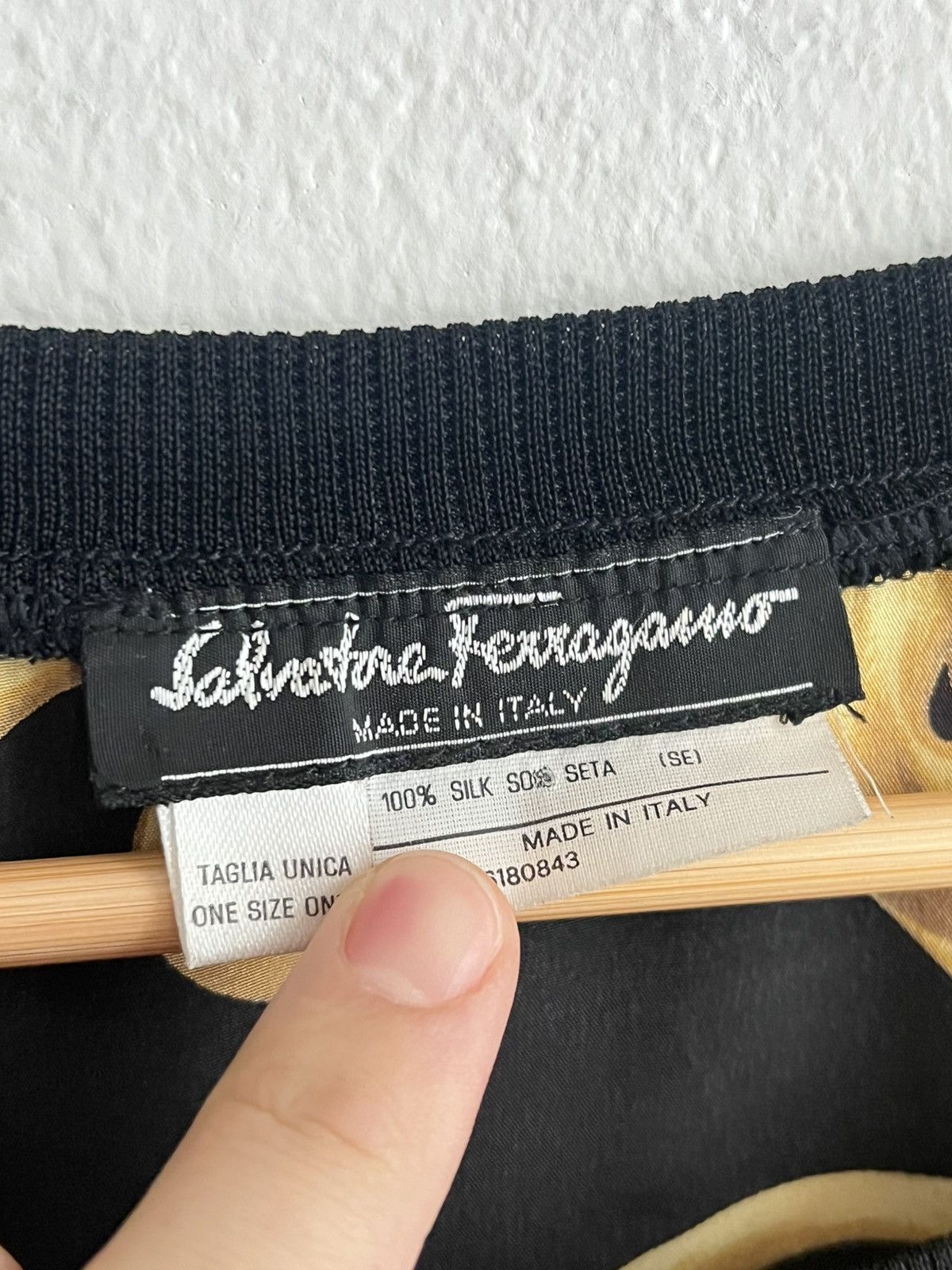 Salvatore Ferragamo Vintage Salvatore Ferragamo silk sweatshirt Size US M / EU 48-50 / 2 - 5 Thumbnail