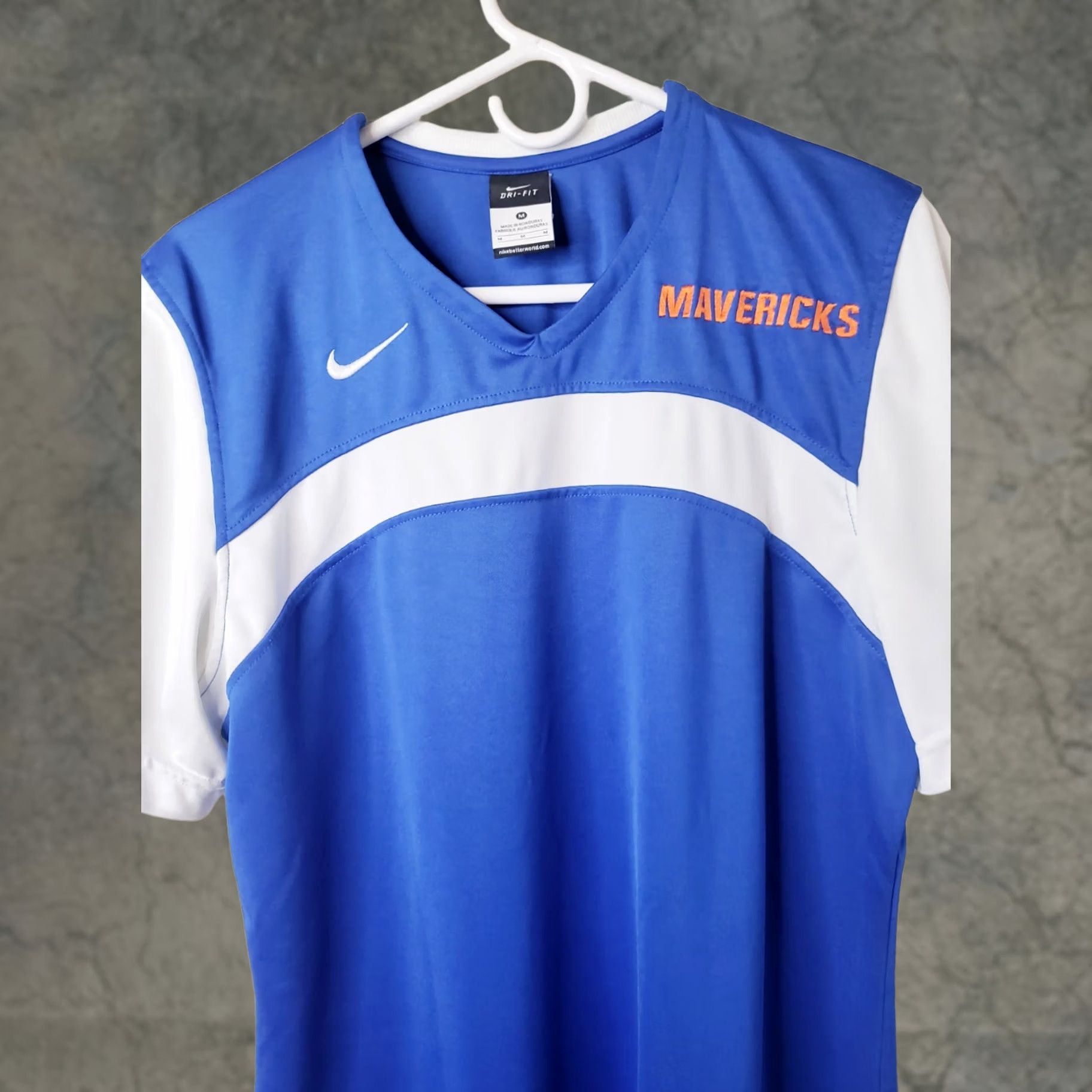 Nike Nike Team Dri-Fit Mavericks Polo Shirt Mens Blue White V-Neck Short Sleeve Embroidered Logo Size US 31 - 1 Thumbnail
