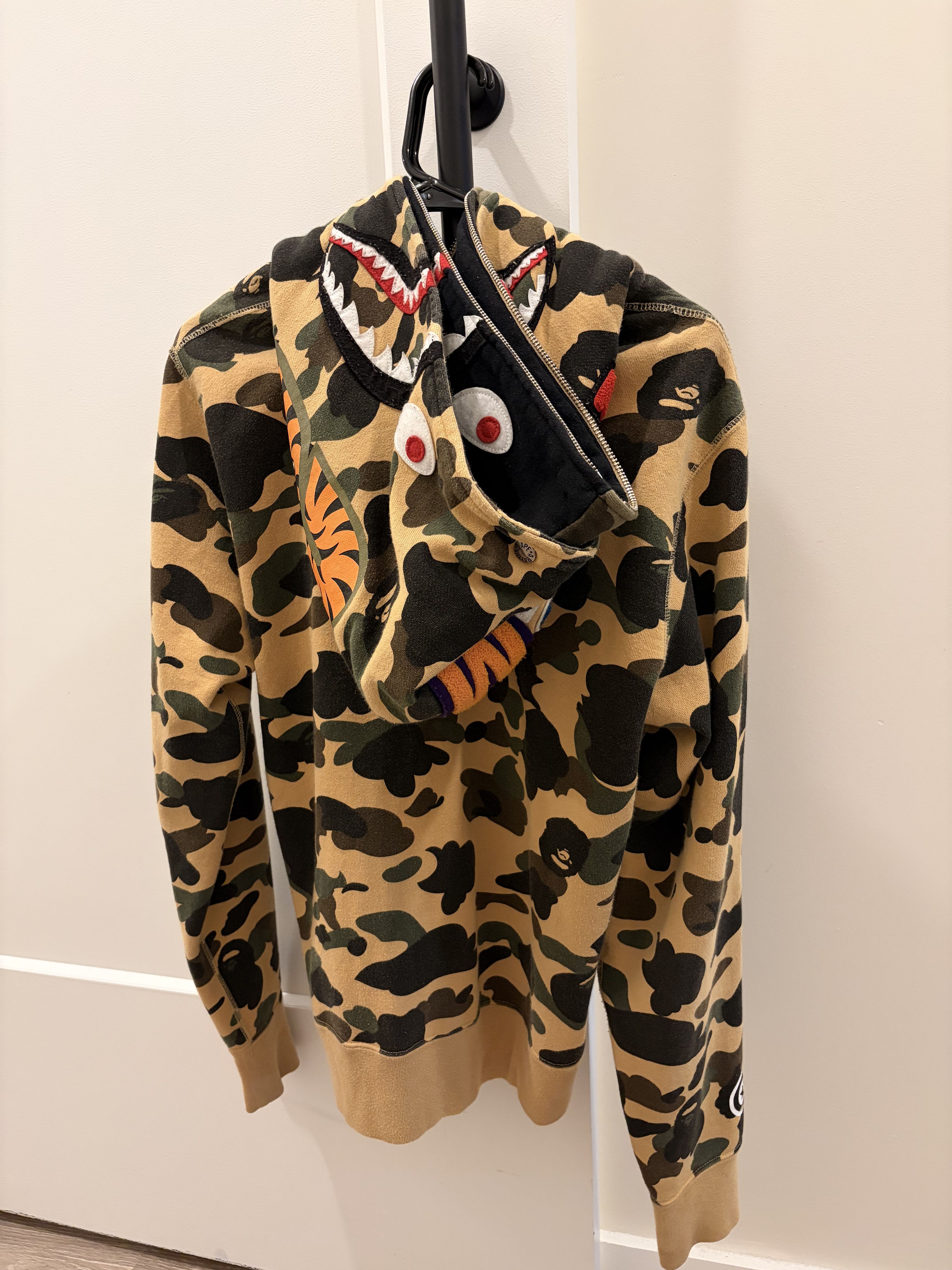 Bape BAPE 1st Camo Shark Wide Full Zip Double Hoodie Size US M / EU 48-50 / 2 - 2 Thumbnail