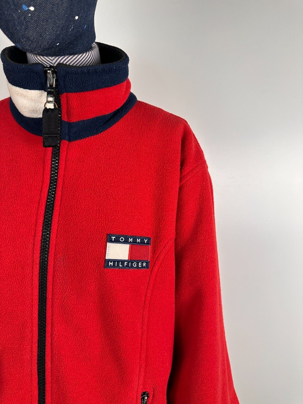 Tommy Hilfiger Tommy Hilfiger Flag Fleece Full Zip Jacket Size M 90s Red Size M / US 6-8 / IT 42-44 - 2 Thumbnail