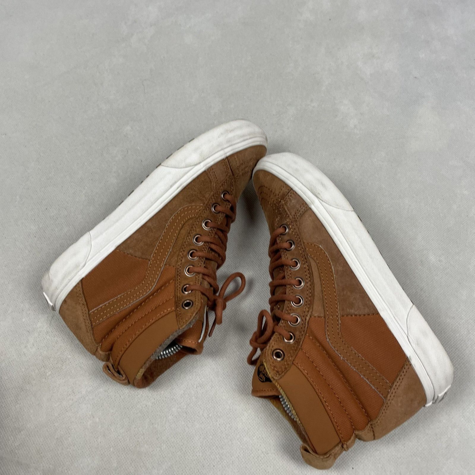 Vans Vans Sk8-Hi MTE Unisex Brown Lace-Up Skate Shoes M5.5/W7 Size US 5.5 / EU 38 - 4 Thumbnail