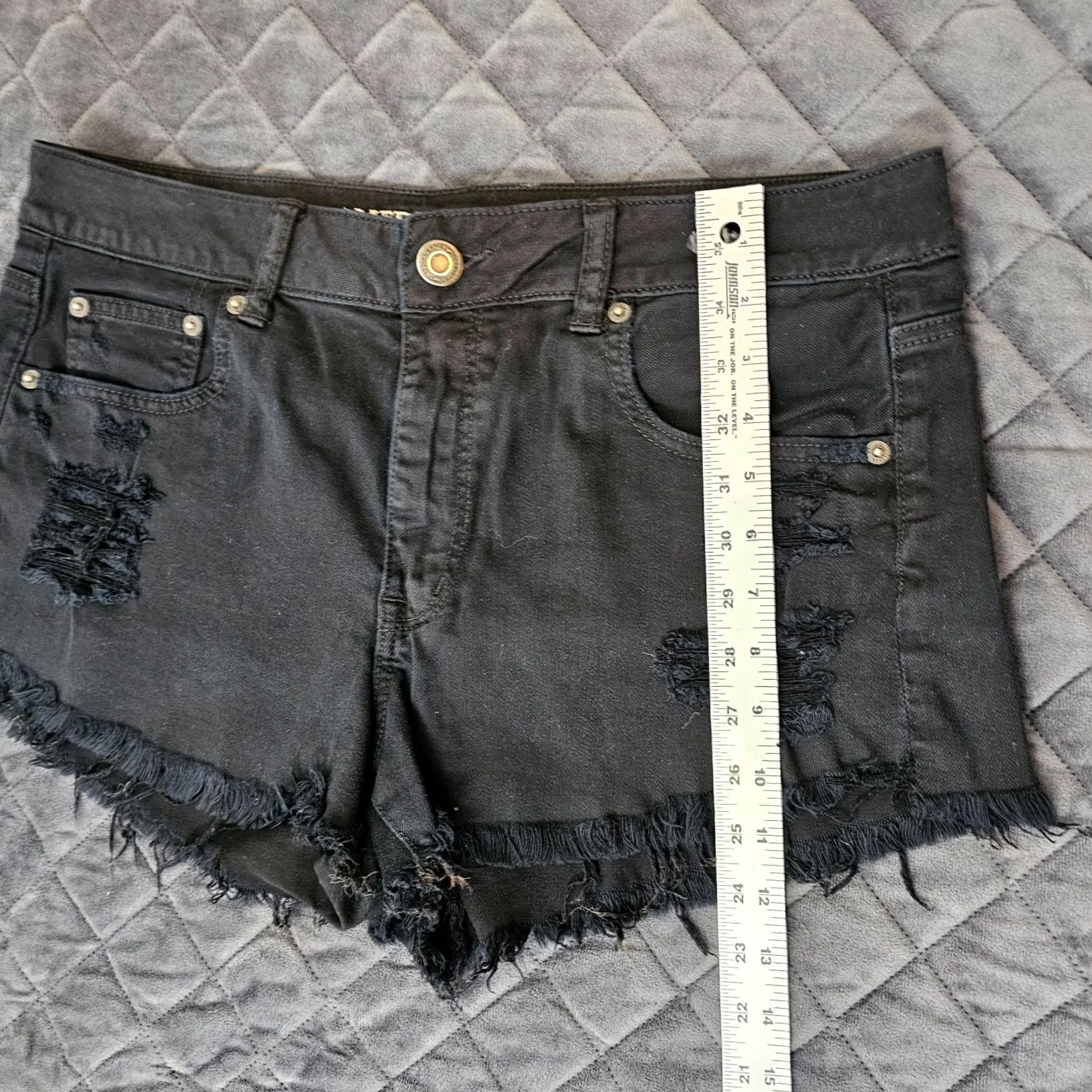 American Eagle Outfitters American Eagle Outfitters Jeans Women’s Jean Short Size 14 Black High Rise Distressed Cut-Off Slim 5-Pocket Denim Cotton Blend Zipper Vintage No Size 36" / US 14 / IT 50 - 5 Thumbnail