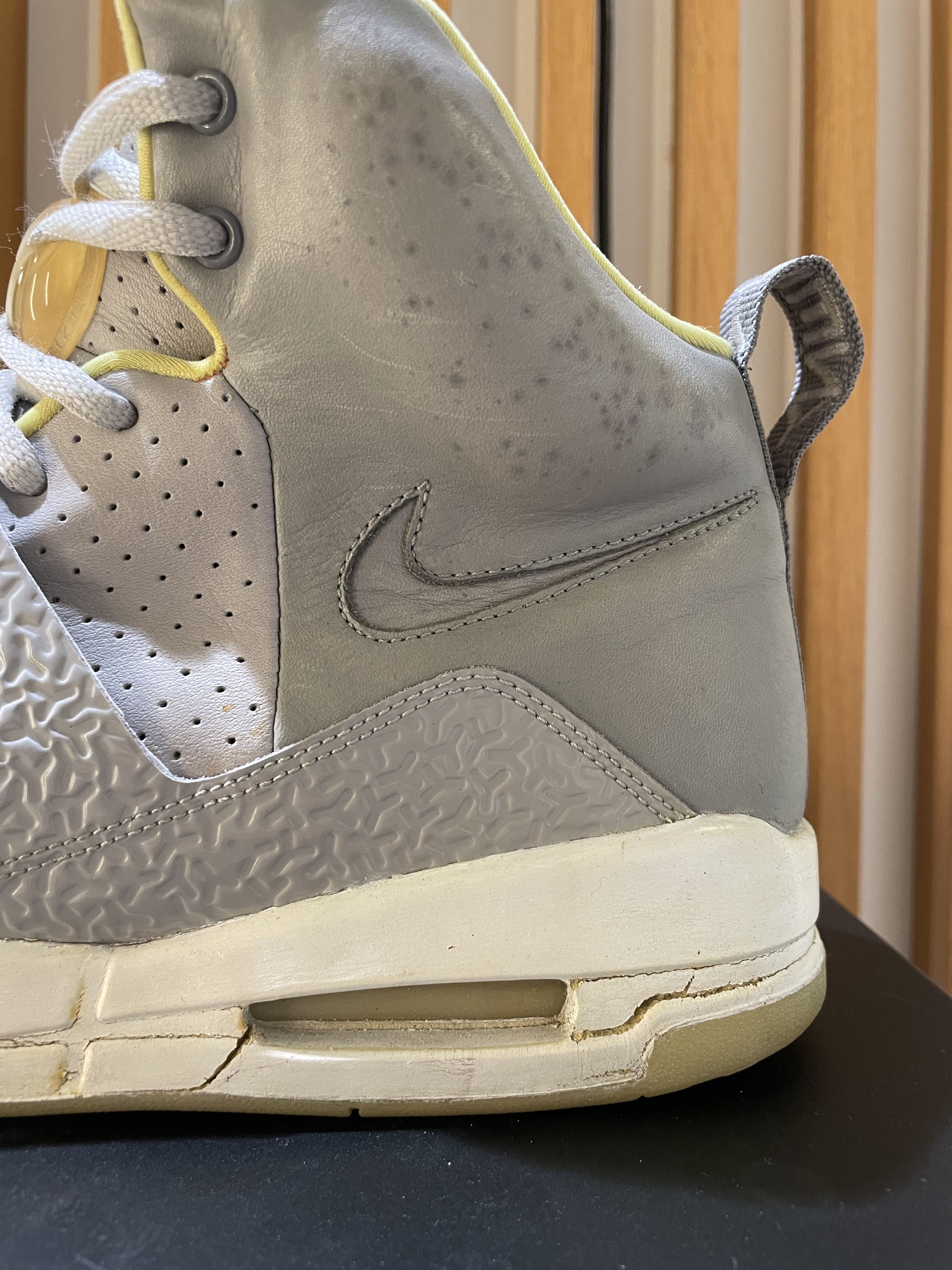 Kanye West × Nike × Yeezy Nike Air Yeezy 1 Zen Grey Size US 10.5 / EU 43-44 - 7 Thumbnail