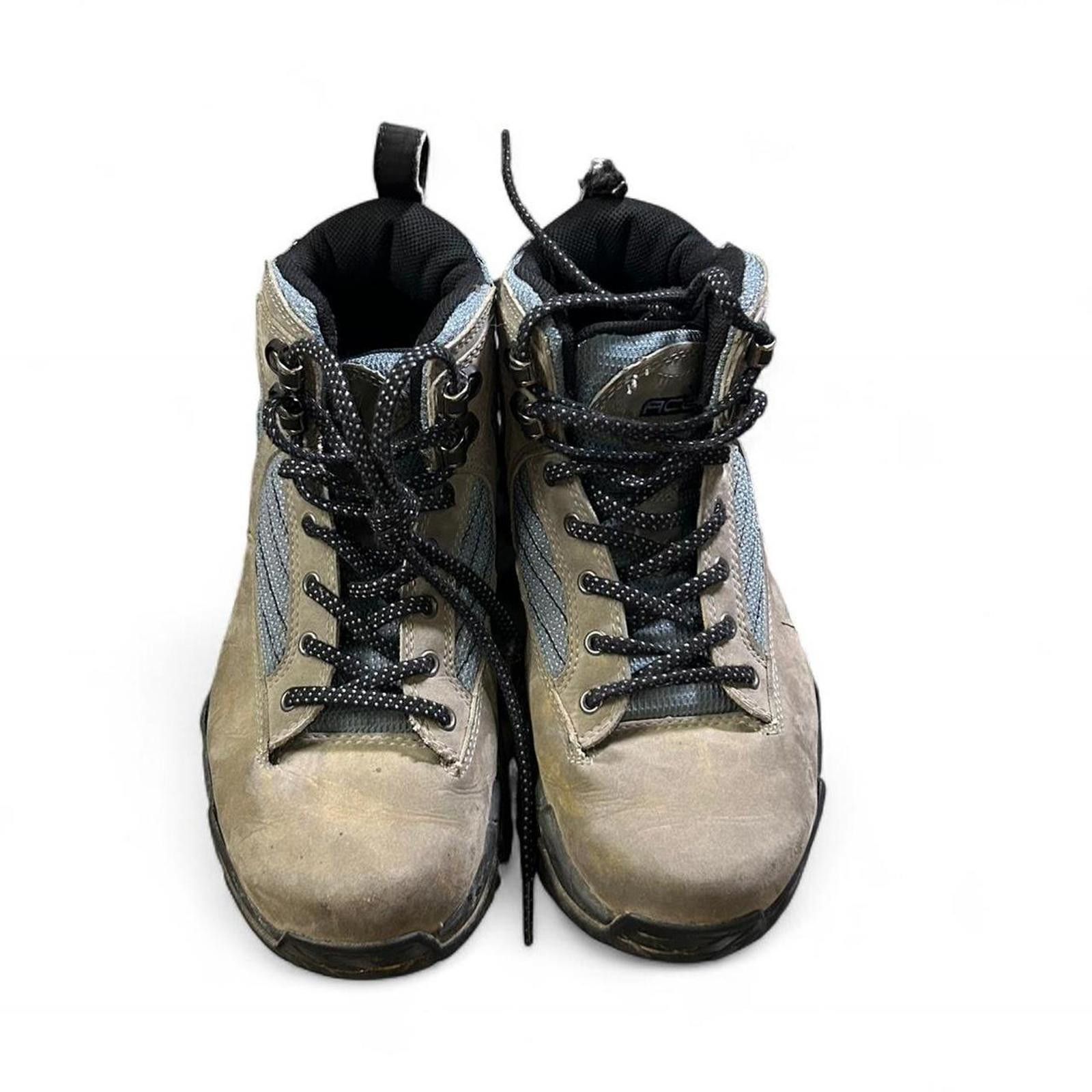 Nike ACG Vtg 2003 Nike ACG Traverse Boots Gray Size 7 Size US 7 / EU 40 - 4 Thumbnail