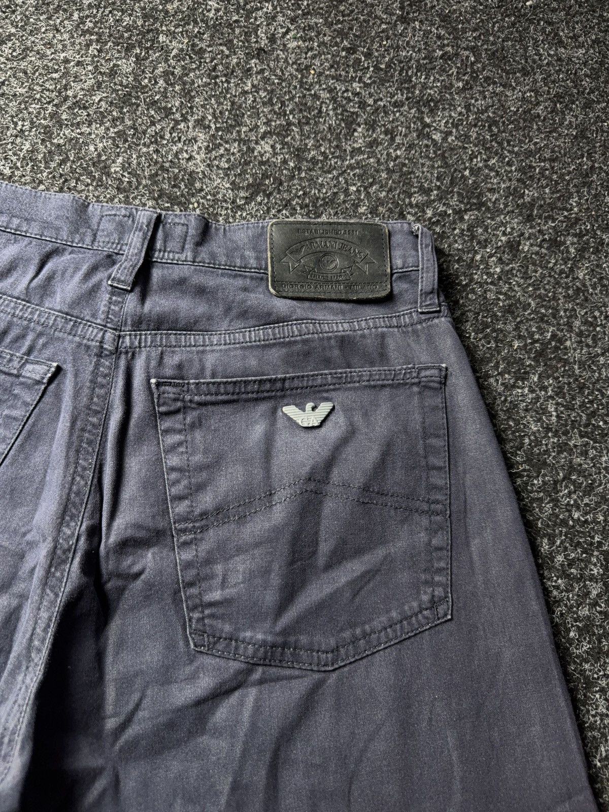 Armani 90s Armani Jeans Washed Faded Blue Straight Fit Denim Pants Size US 30 / EU 46 - 19 Thumbnail