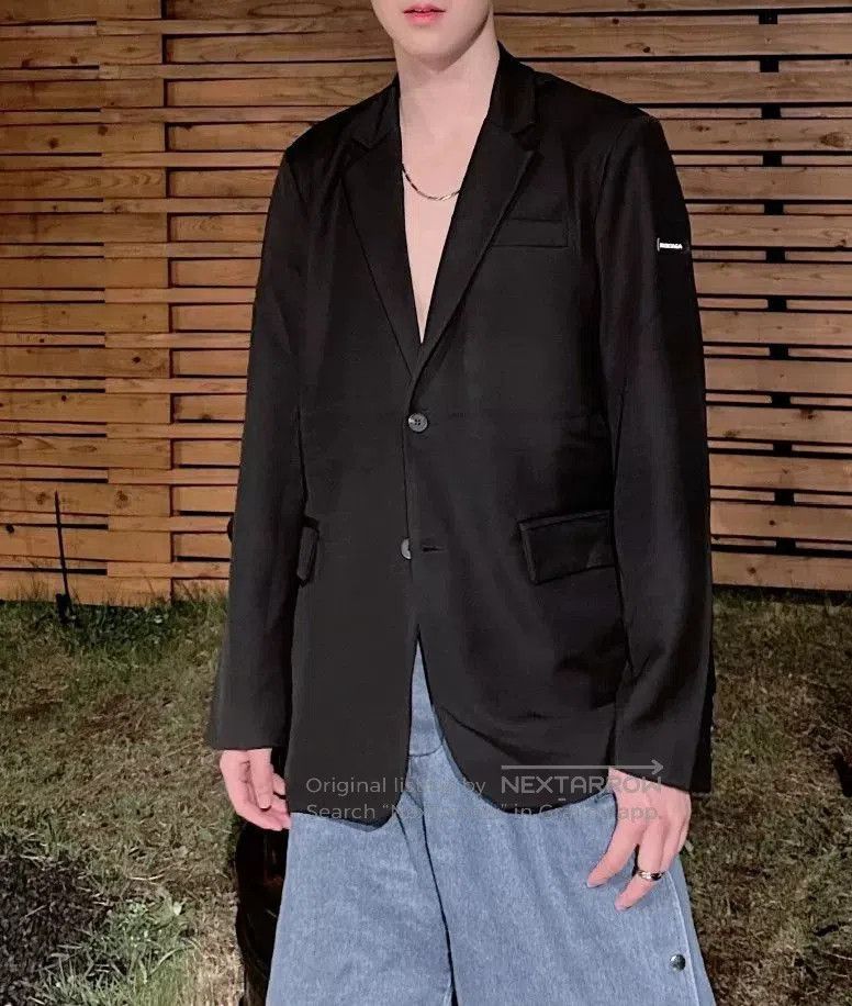 Balenciaga Balenciaga Black Sleeve Badge Blazer. Size US S / EU 44-46 / 1 - 4 Thumbnail