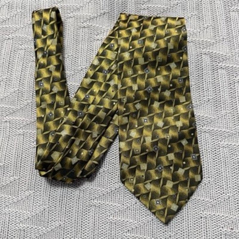Serica Serica gold geometric print Italian silk tie Size ONE SIZE - 1 Thumbnail