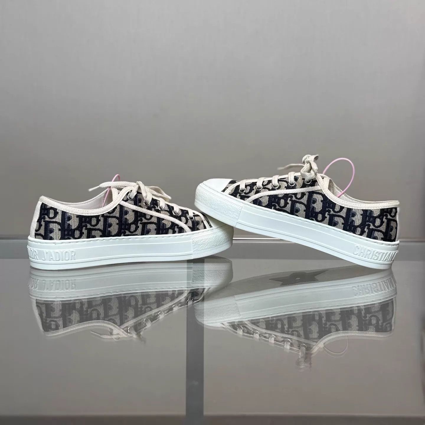 Dior Dior Walk'n'Dior Oblique Monogram Sneaker 36 Women's Size US 5.5 / IT 35.5 - 5 Thumbnail