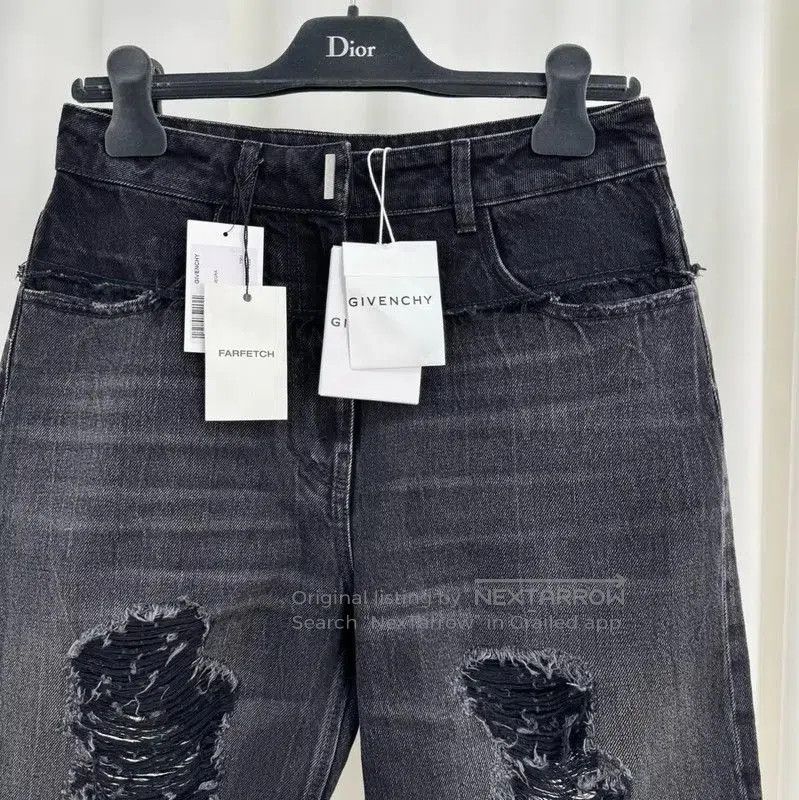 Givenchy Givenchy Women's Summer Grey Cotton Logo Shorts . Size 26" / US 2 / IT 38 - 3 Thumbnail