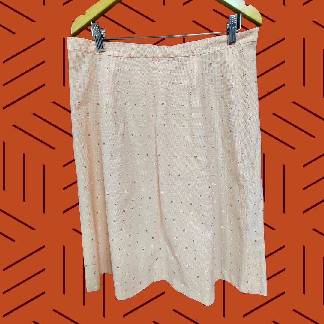 Calvin Klein Calvin Klein Skirt Womens 14 Pink Polka Dot Lightweight Women Size Size 36" / US 14 / IT 50 - 1 Thumbnail