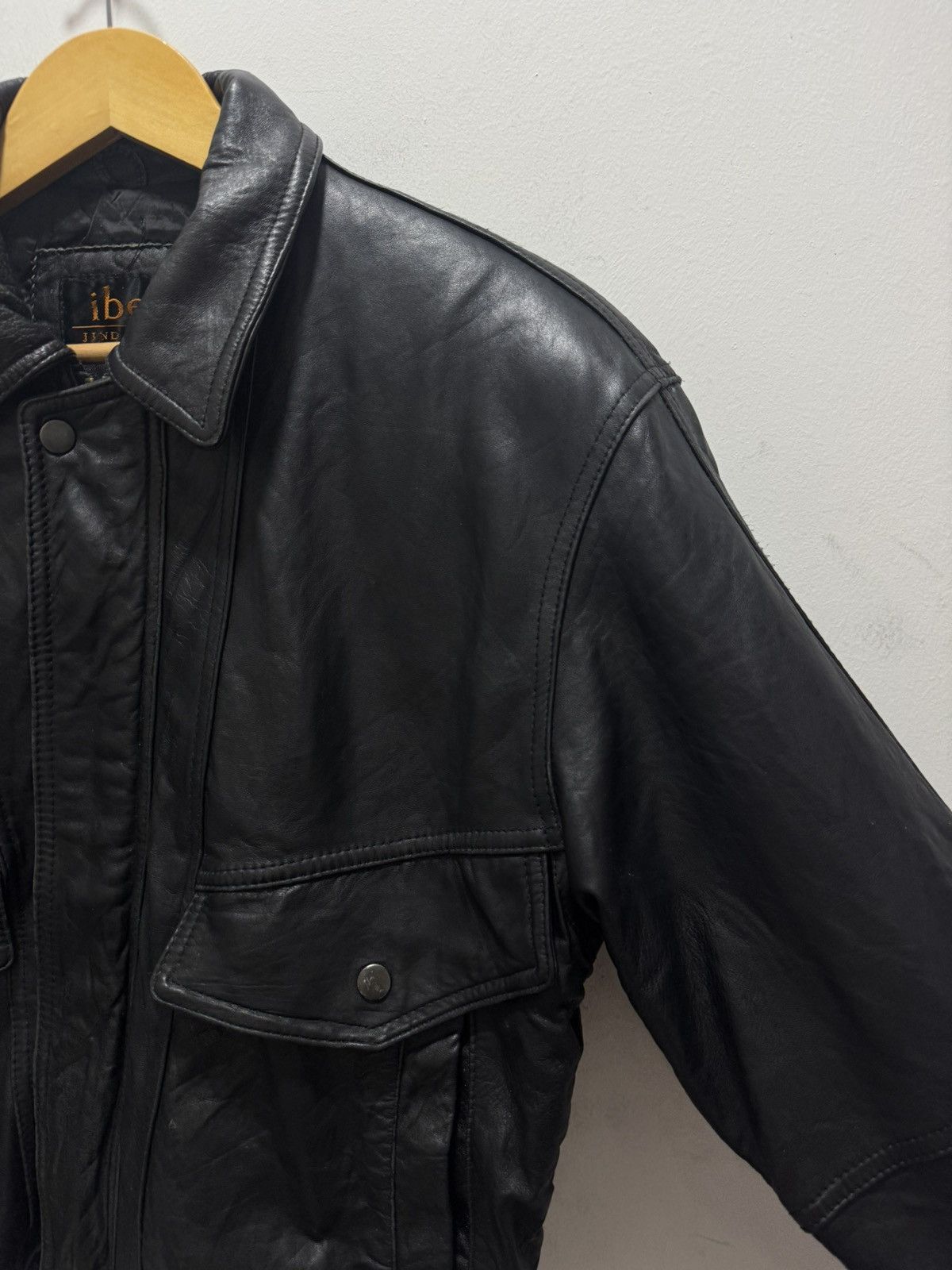 VINTAGE IBEPE JINDO DISTRESSED LEATHER JACKET