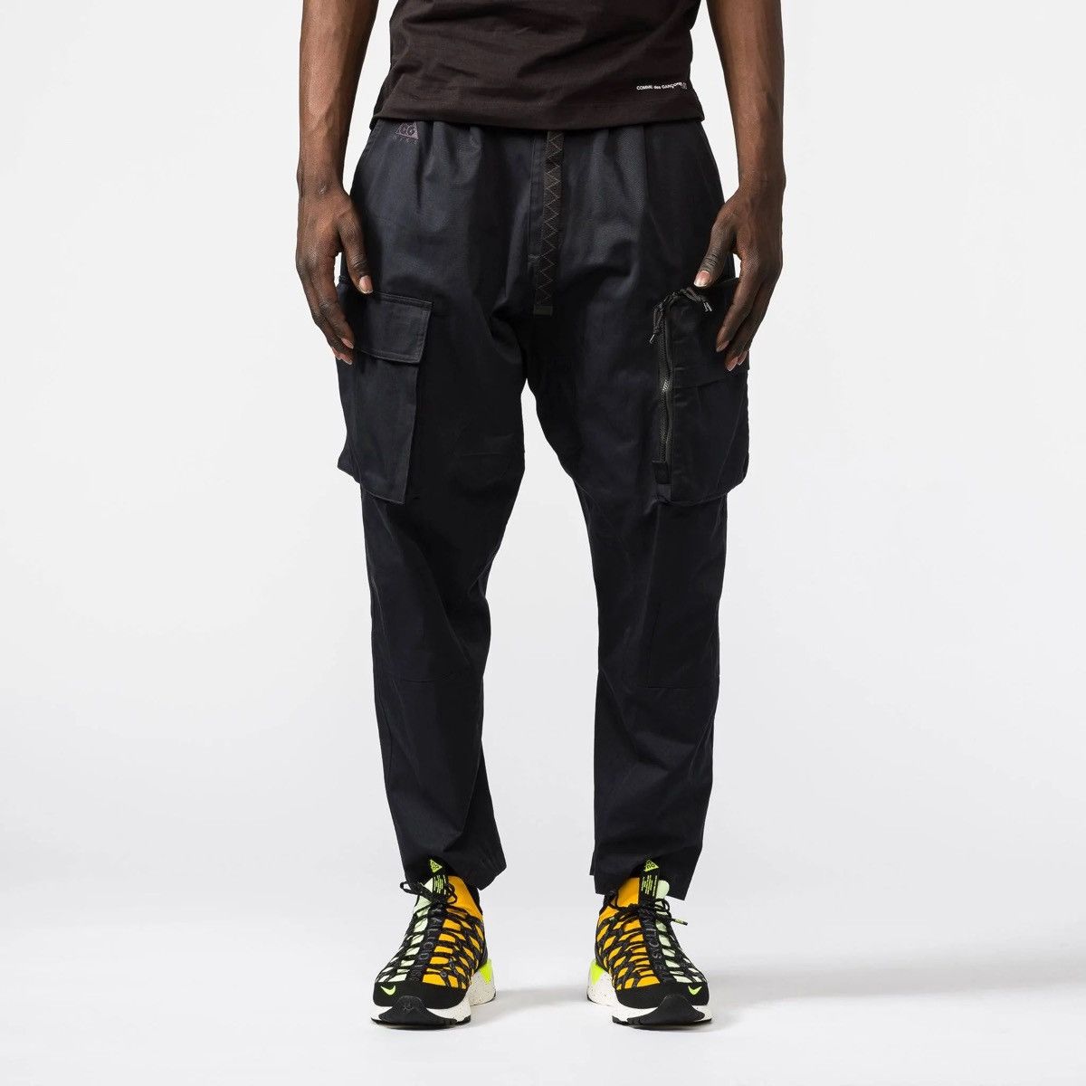 Nike acg cargo woven best sale