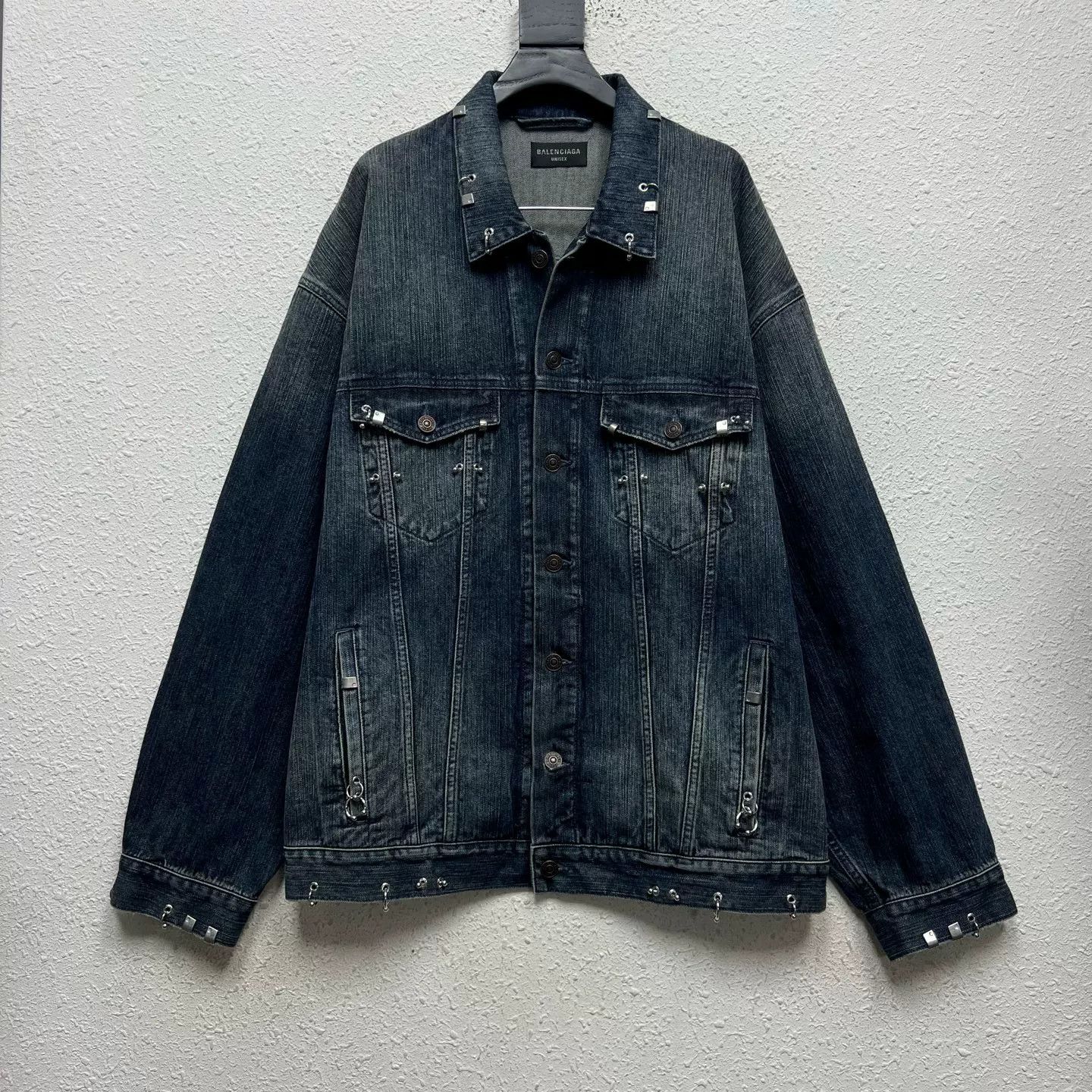 Balenciaga Balenciaga Pierced Ring Denim Jacket Size 2 Size US M / EU 48-50 / 2 - 1 Thumbnail