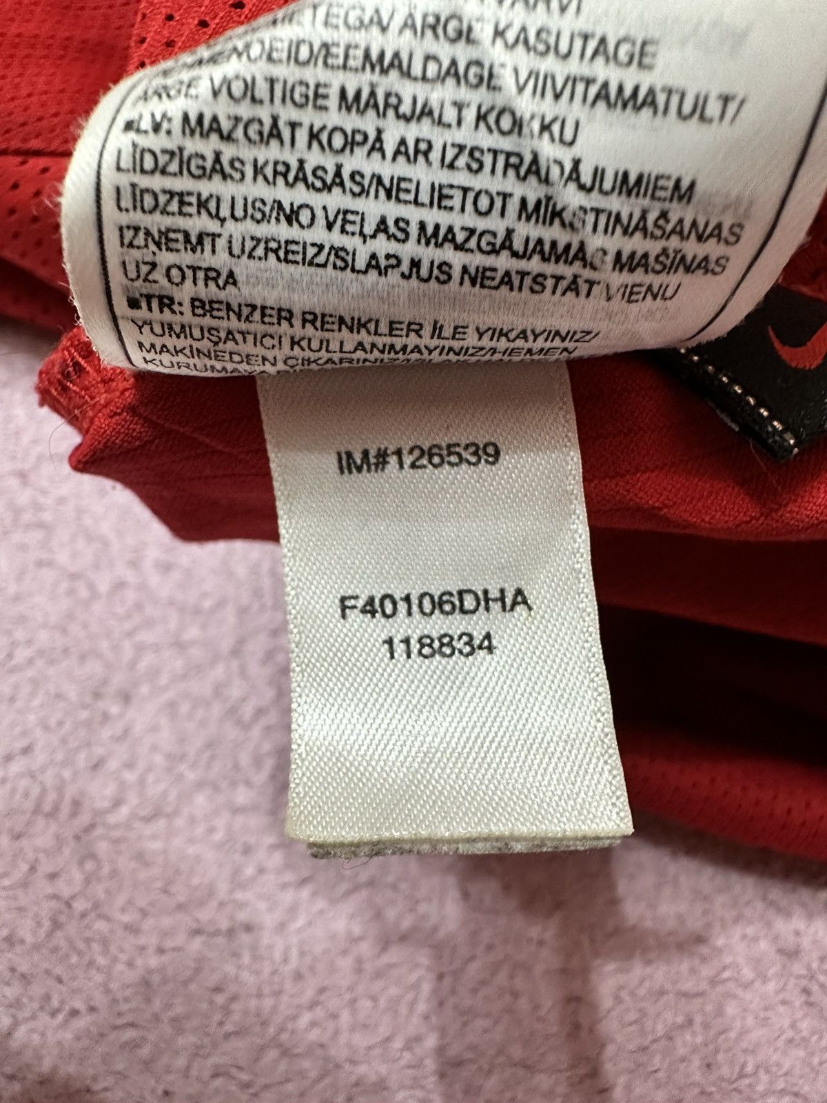 Nike Manchester United vintage jersey Nike Size US M / EU 48-50 / 2 - 20 Thumbnail