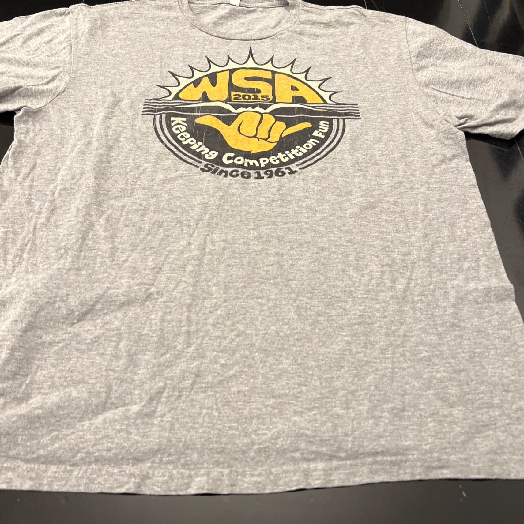 Vintage WSA Shirt Large Gray Crew Neck Short Sleeve Graphic Print Surfin Competition Fun 2015 T-Shirt Mens Regular Knit Cotton Blend Size US L / EU 52-54 / 3 - 7 Thumbnail