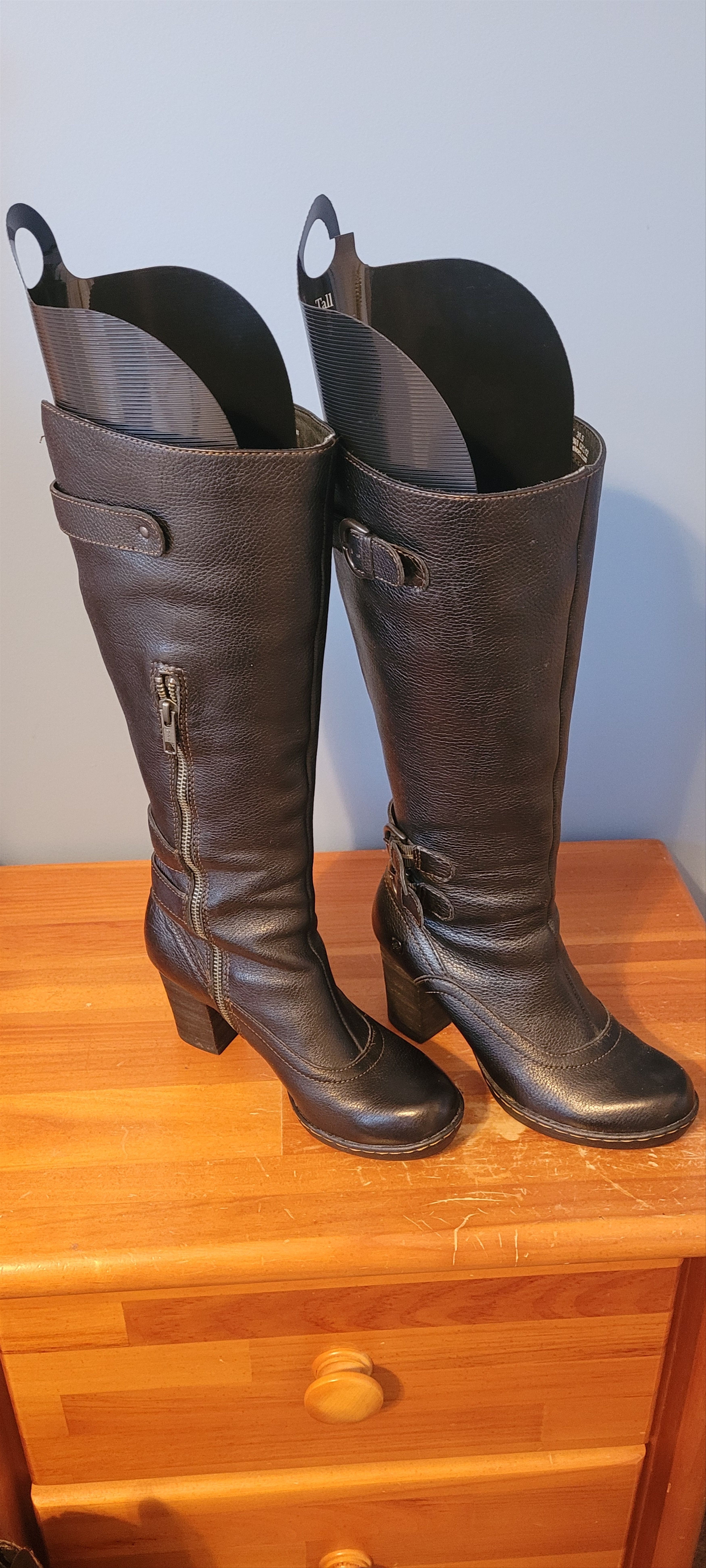 born grey suede boots