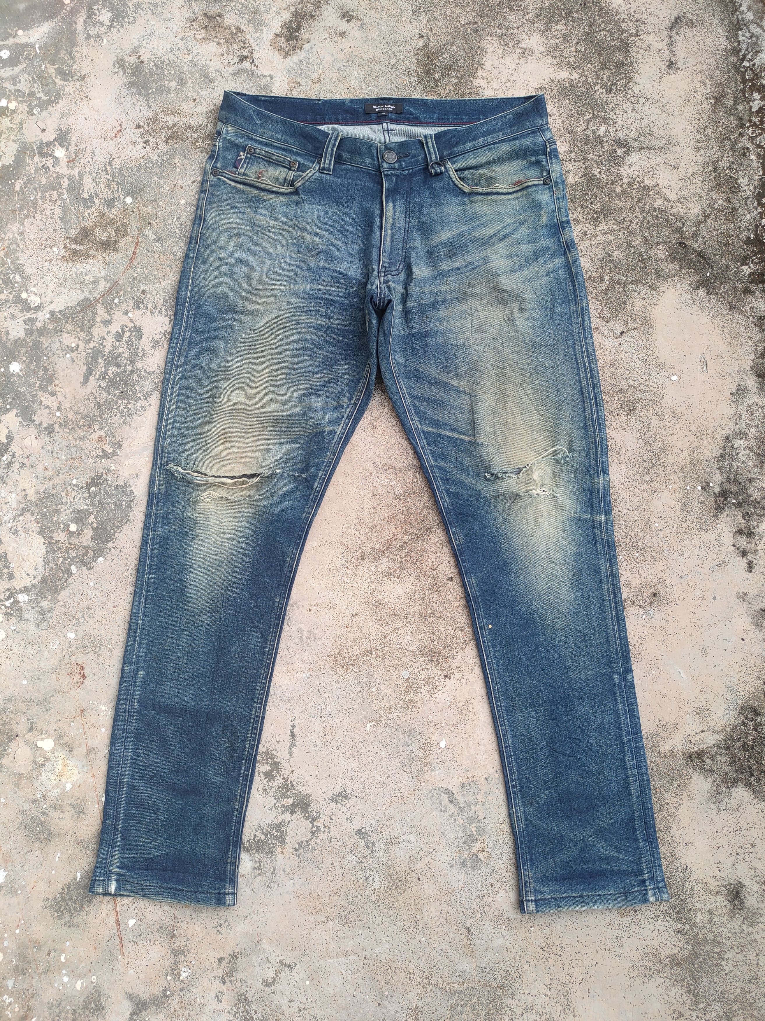 Burberry VINTAGE BURBERRY BLACK LABEL RUSTY RIPPED DENIM JEANS PANTS Size US 35 - 1 Thumbnail