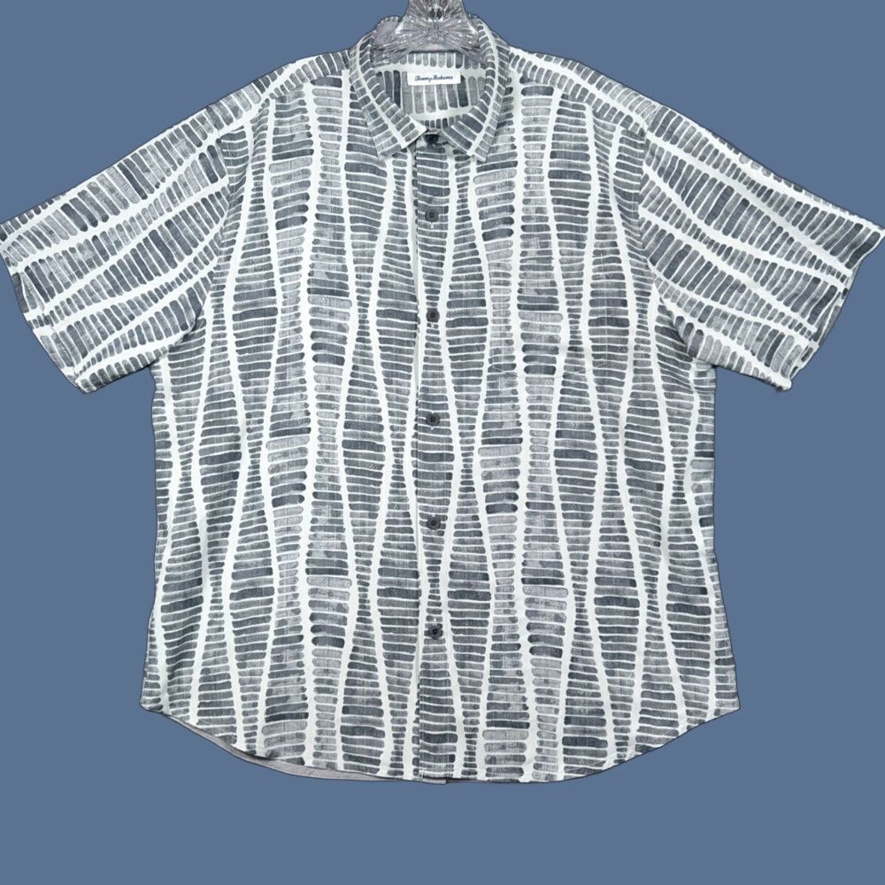 Tommy Bahama Tommy Bahama Shirt Mens L Gray Silk Button-Up Short Sleeve Geometric Pattern Casual Beach Hawaiian 100% Silk Button-Up Size US L / EU 52-54 / 3 - 1 Thumbnail