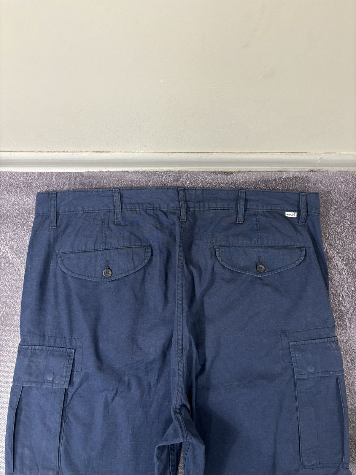 Levi's Vintage Levi’s Y2K Military Style Navy Blue Cargo Shorts Size US 38 / EU 54 - 16 Thumbnail