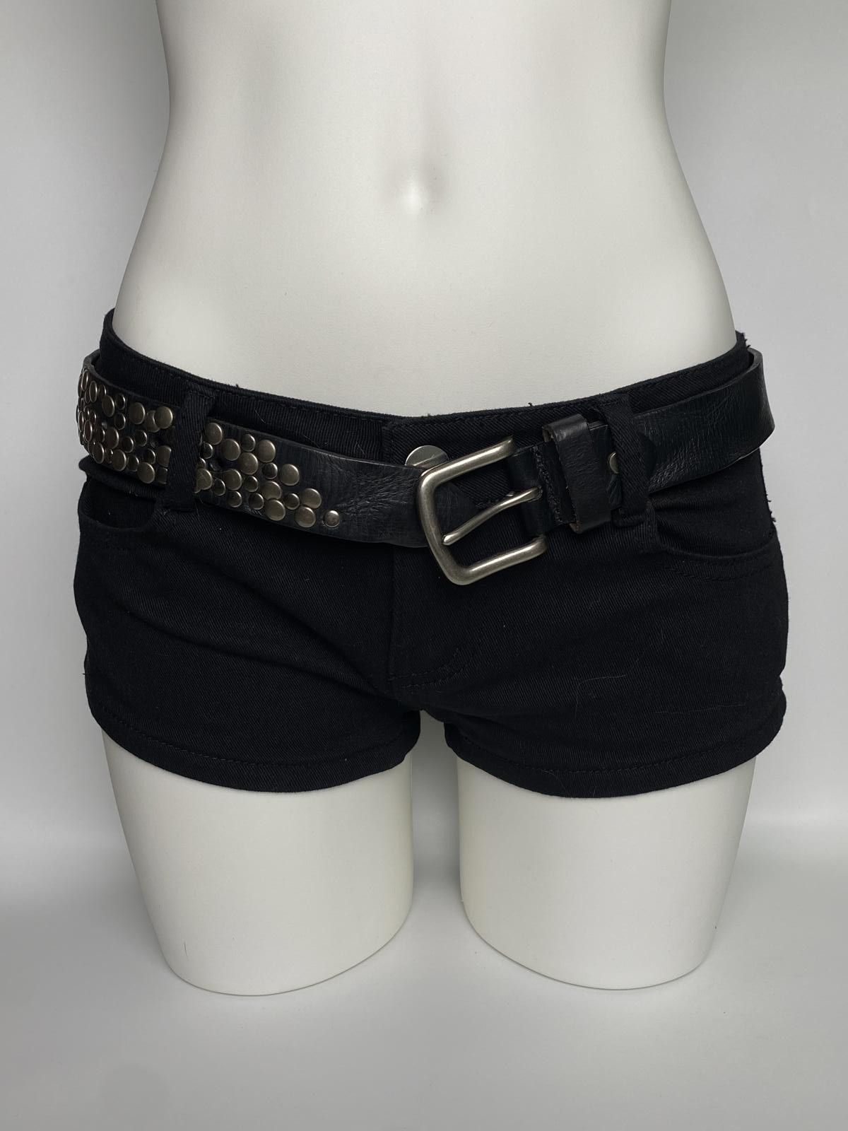 Japanese Brand Vtg Style Studded Genuine Leather Belt OS Size ONE SIZE - 1 Thumbnail