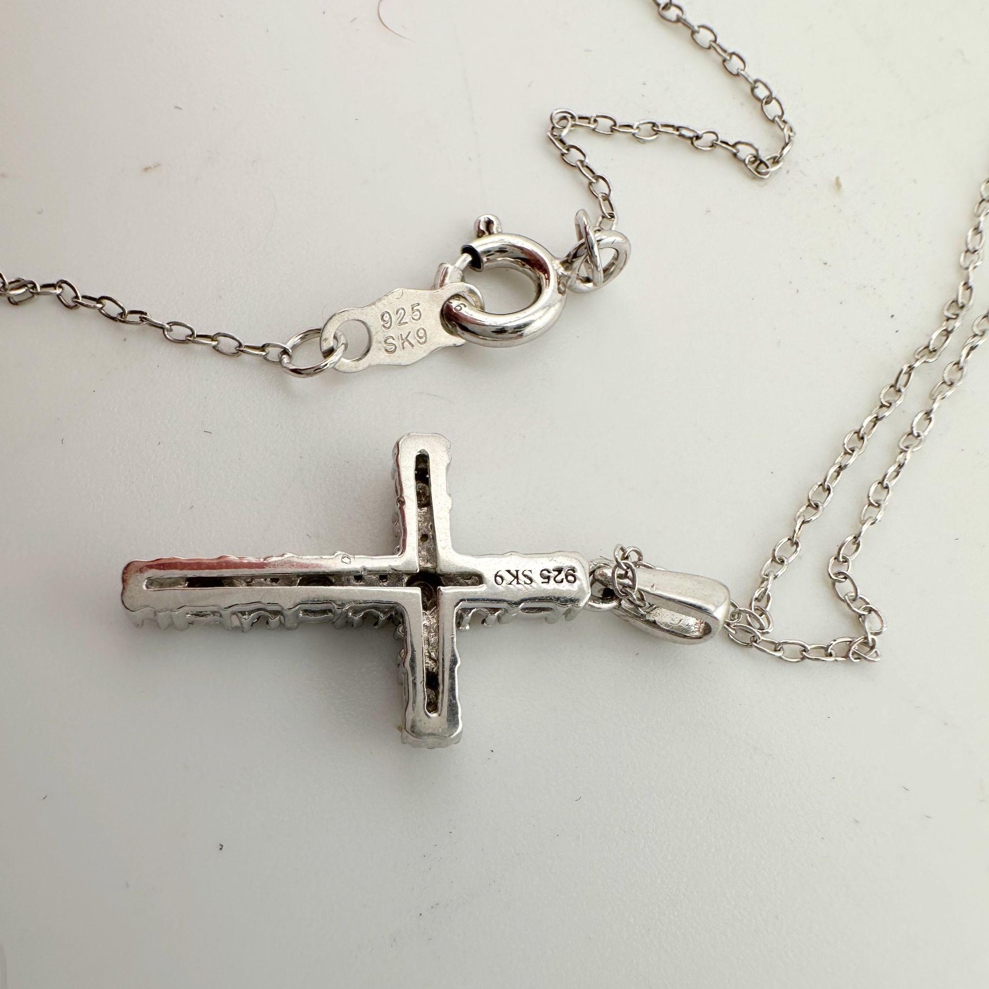 Other Beautiful Diamond Cross Necklace Size ONE SIZE - 9 Thumbnail