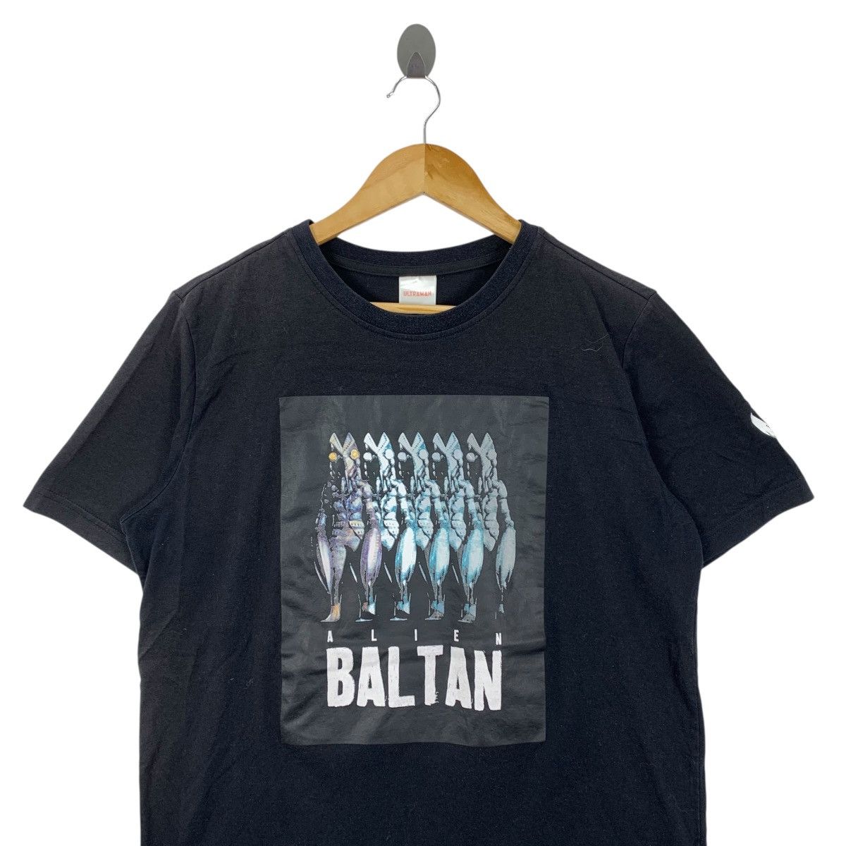 Vintage ALIEN BALTAN ULTRAMAN Tsuburaya Productions Japan Shirt Size US M / EU 48-50 / 2 - 2 Thumbnail