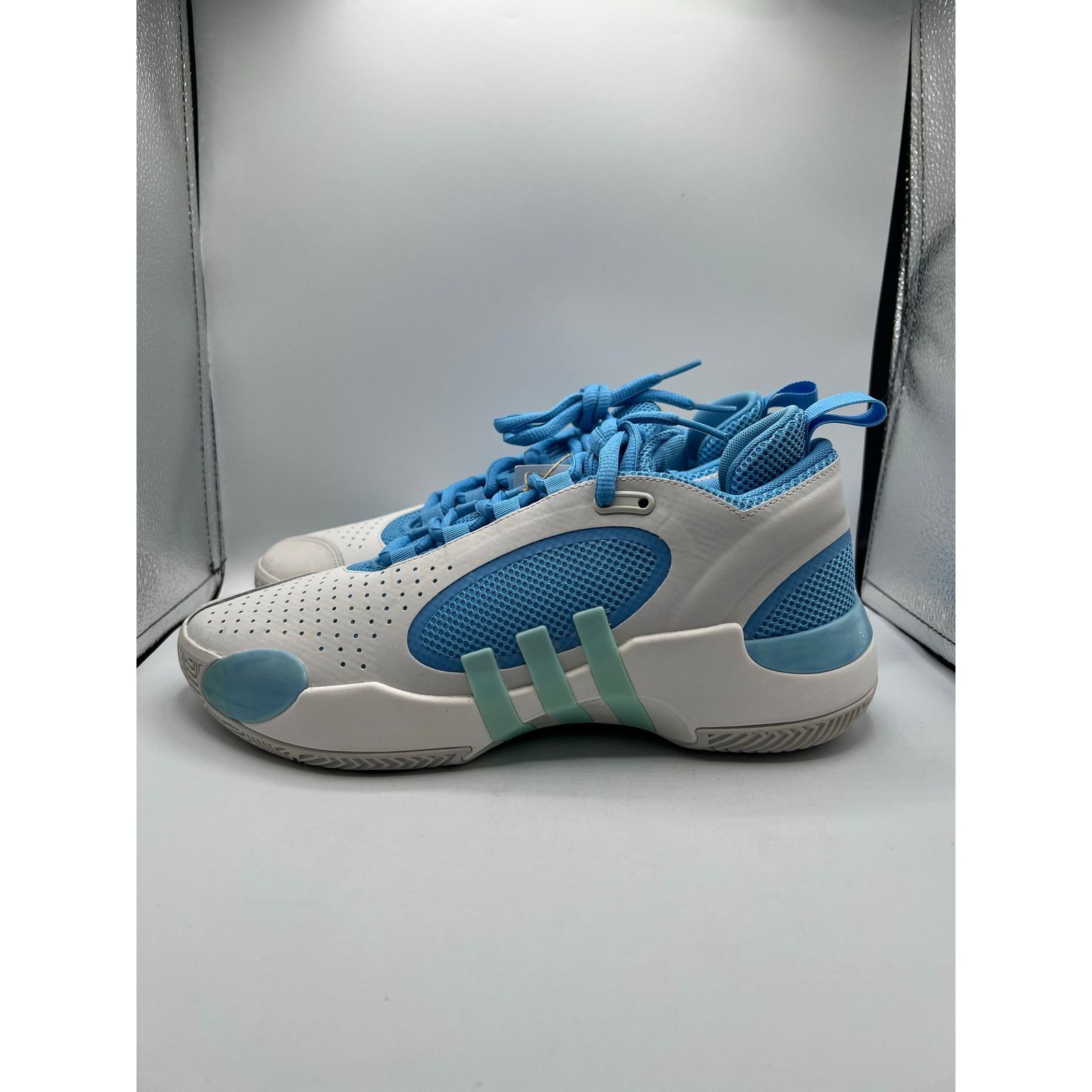 Adidas Adidas D.O.N Issue #5 “Semi Blue Burst” size 7.5 men’s Size US 7.5 / EU 40-41 - 1 Thumbnail