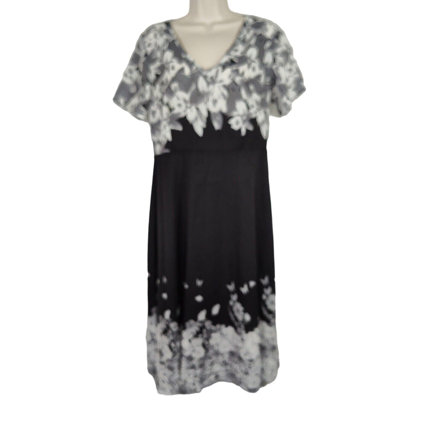 Other Hekka Black Grey Floral A-line V-neck Dress Women Size M Sho Size M / US 6-8 / IT 42-44 - 1 Thumbnail