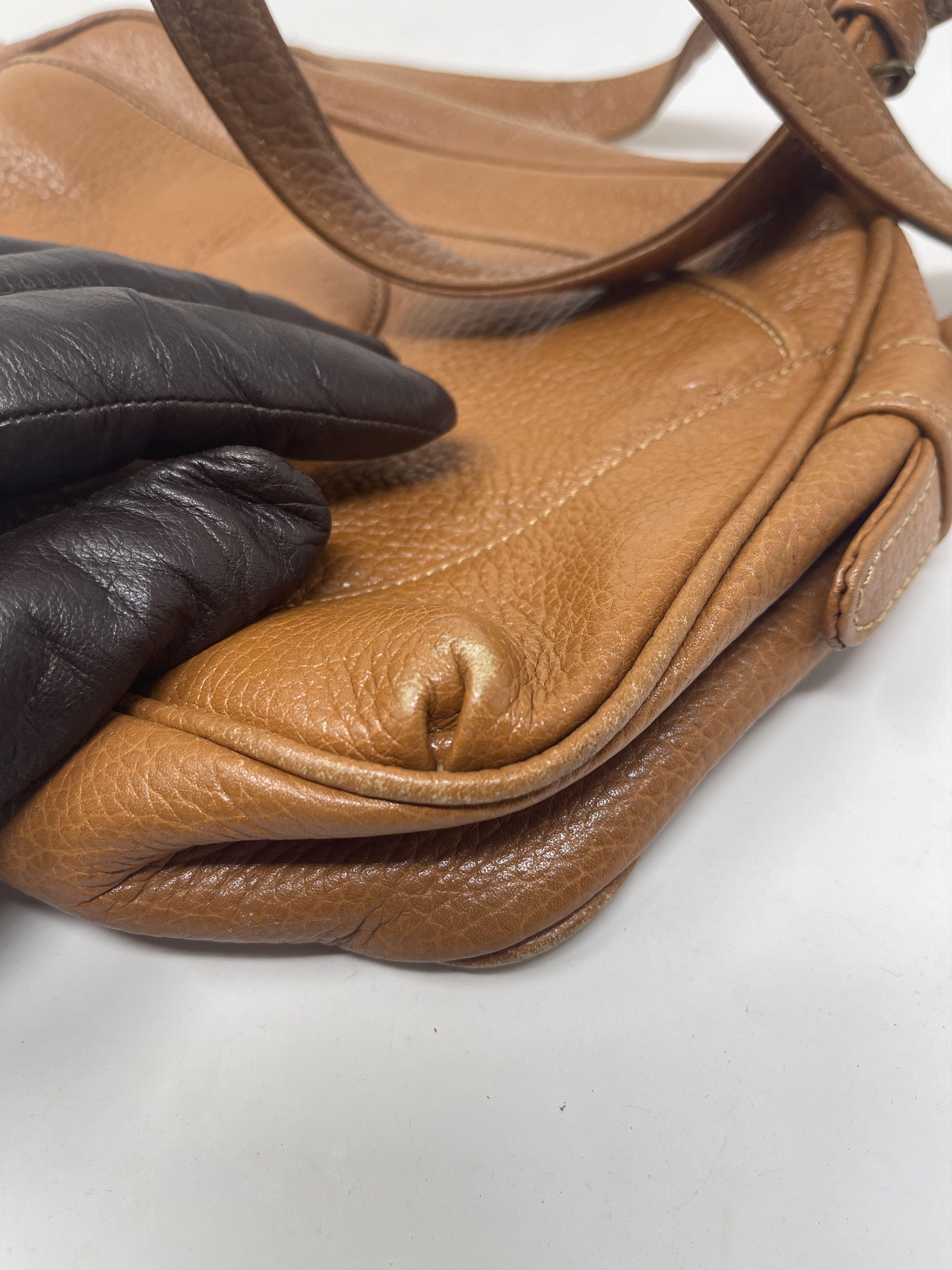 Givenchy Vintage Givenchy Calfskin Leather Sling Bag Size ONE SIZE - 10 Thumbnail