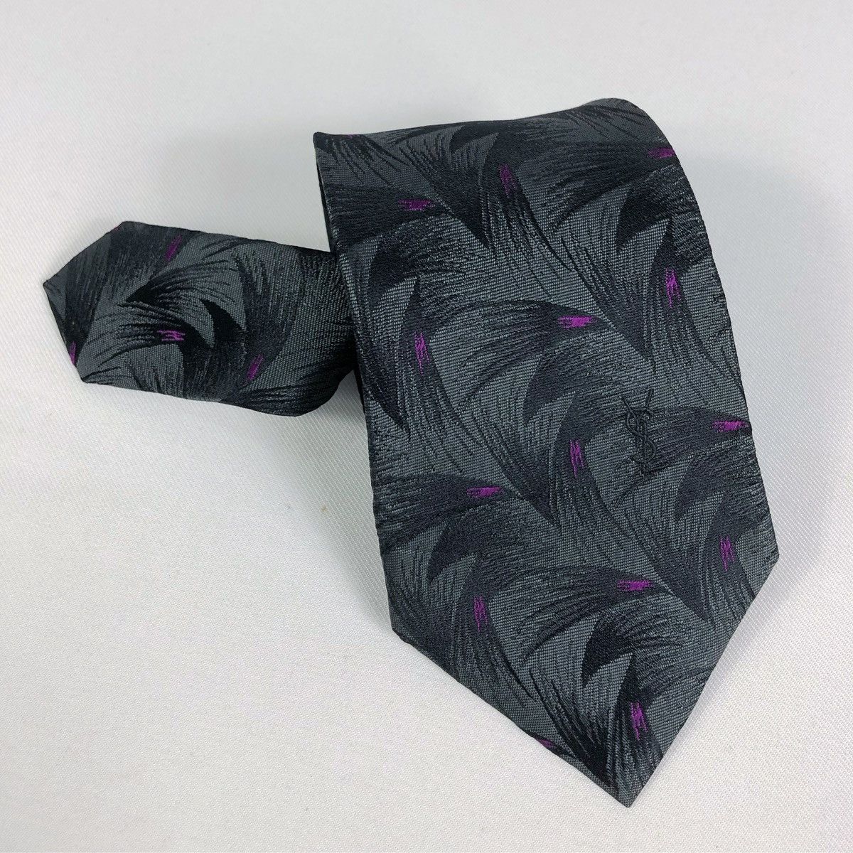 Yves Saint Laurent Rare Vintage Yves Saint Laurent YSL Silk Tie Size ONE SIZE - 8 Thumbnail