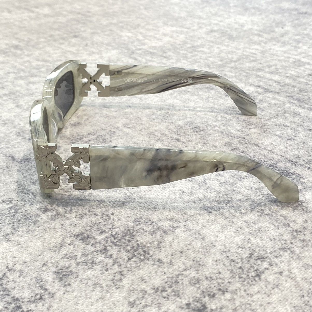Off-White Off White OERI098F23PLA0010807 Size ONE SIZE - 12 Thumbnail