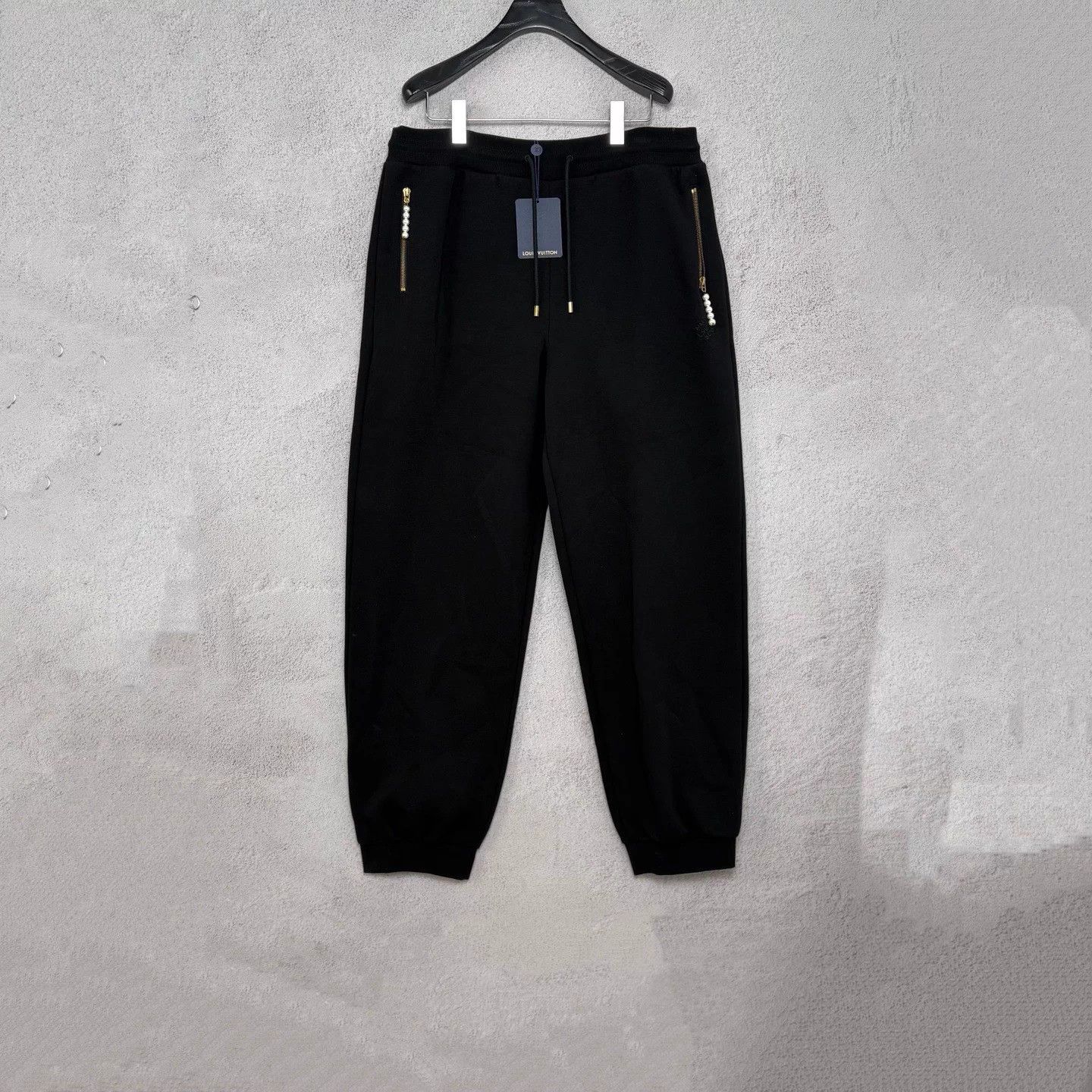 LV 24SS New Pearl Pendant Zipper Sweatpants 4XL