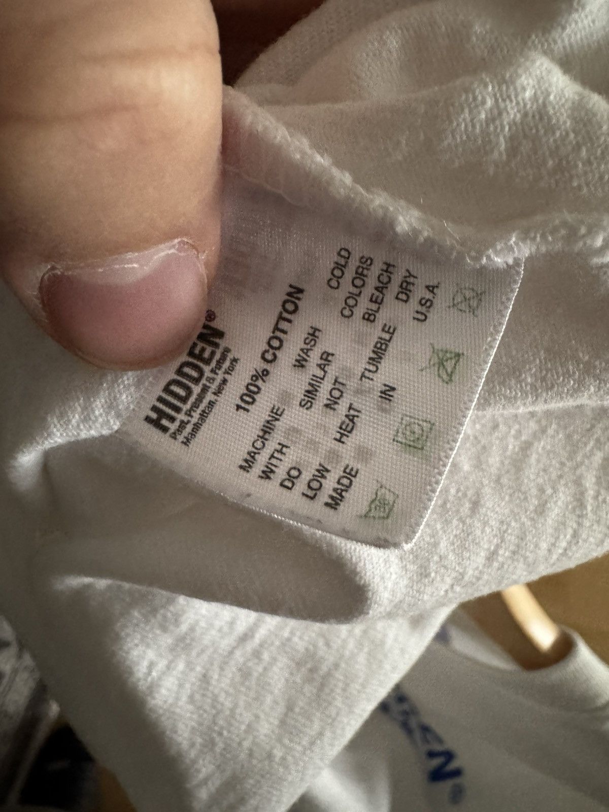 HIDDEN Hidden NY tee size.L Size US L / EU 52-54 / 3 - 6 Thumbnail