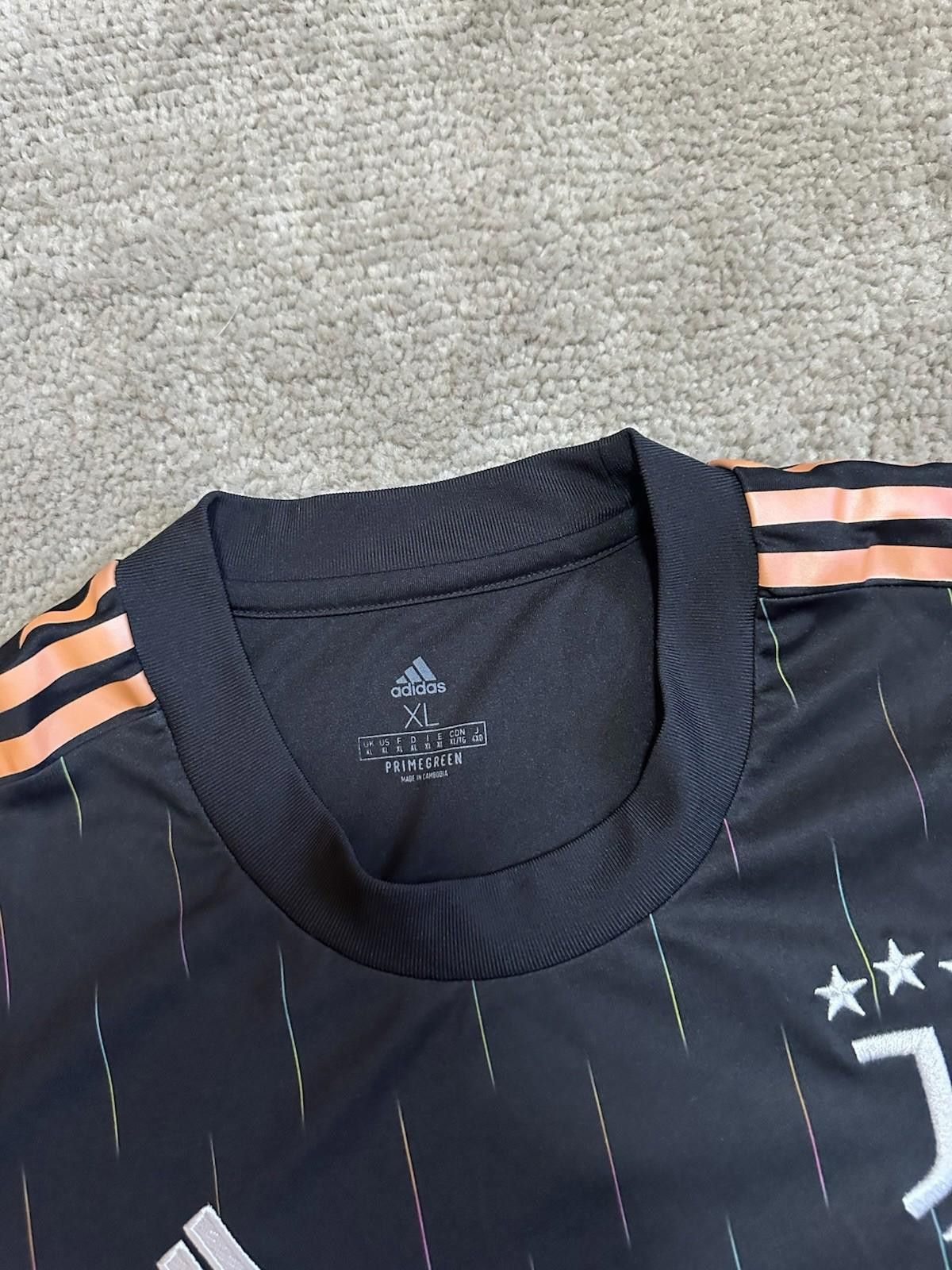 Adidas JUVENTUS 2021 2022 AWAY SHIRT JERSEY ADIDAS GS1438 sz XL Size US XL / EU 56 / 4 - 4 Thumbnail