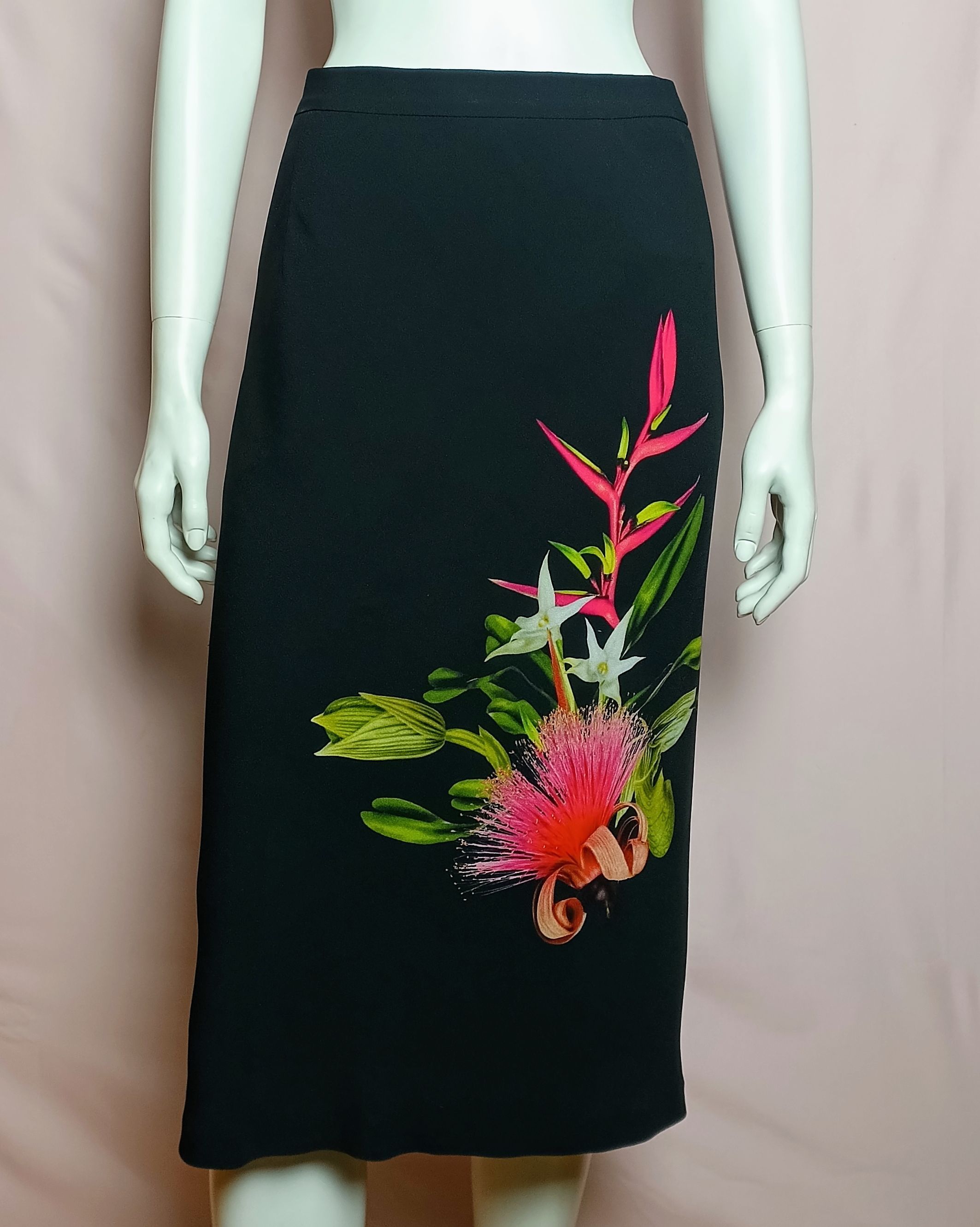 Escada ESCADA Elegant Pencil Skirt Flowers Print Size EU 36 Size 26" / US 2 / IT 38 - 1 Thumbnail