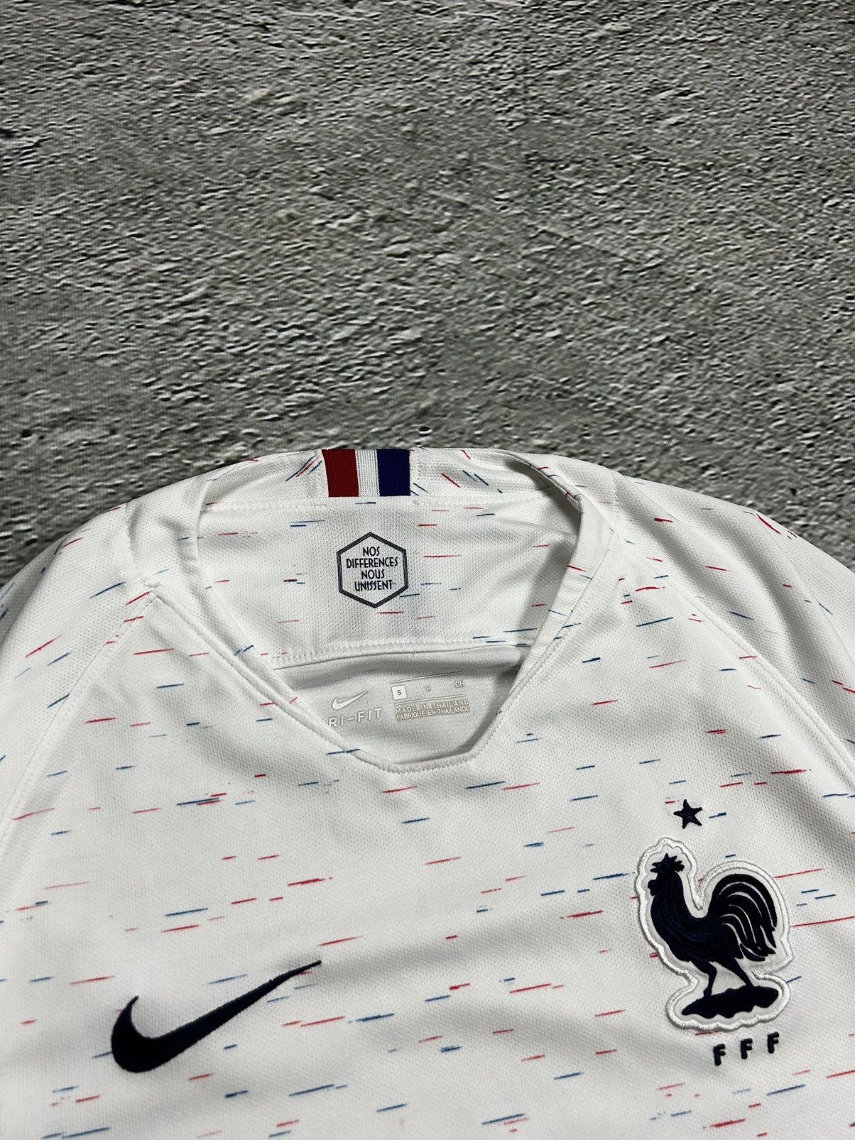 Nike France jersey Nike white away kit 2018 Size US S / EU 44-46 / 1 - 2 Thumbnail
