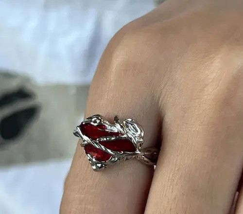 Jewelry Silver Red Heart Statement Ring, Artistic Bold Jewelry Size ONE SIZE - 6 Thumbnail