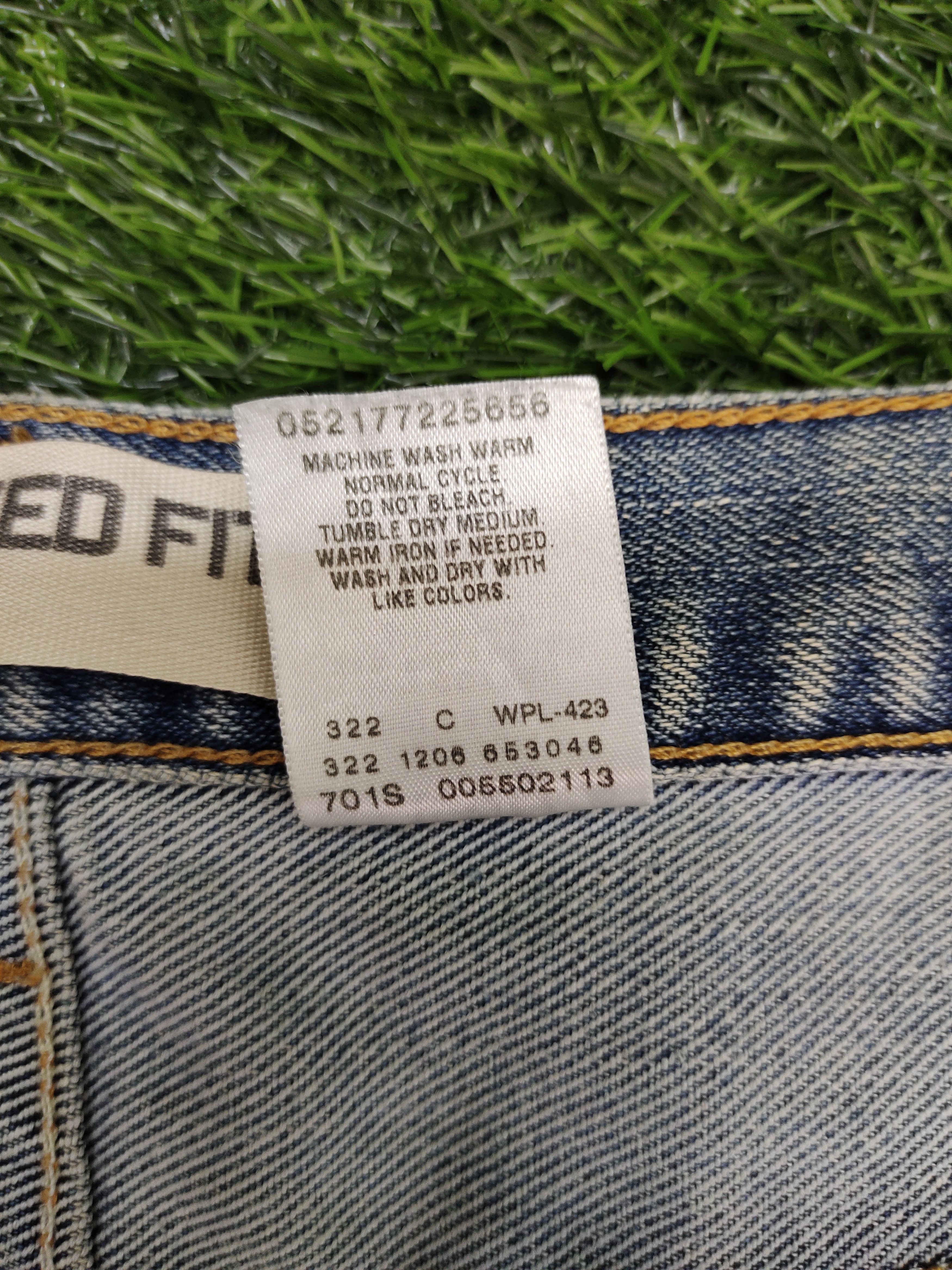 Levi's Vintage Levis 550 Light Wash Rusty Distressed Denim Jeans Size US 36 / EU 52 - 20 Thumbnail